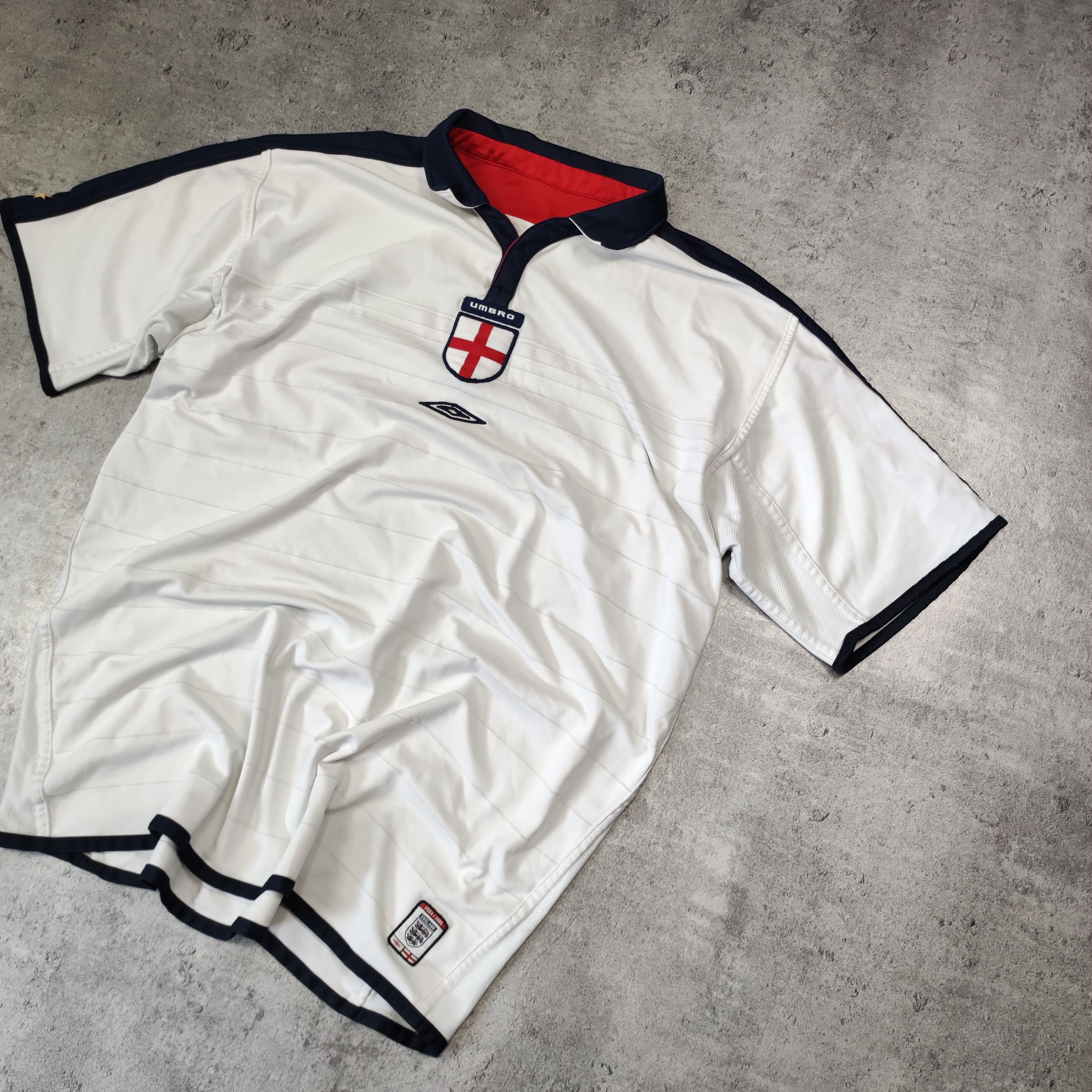 RARE Vintage Retro Euro 2004 England Umbro Home Jersey