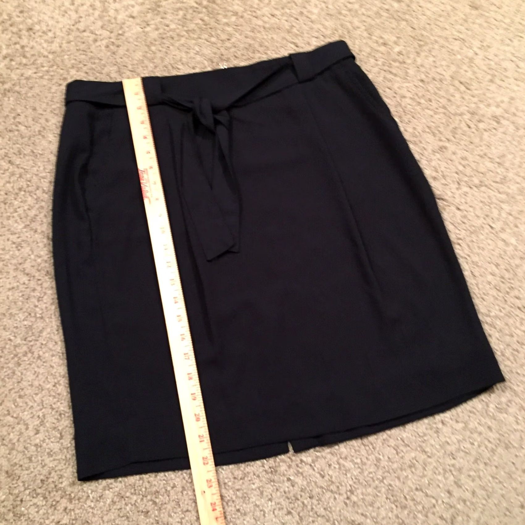 Liz Claiborne Liz Claiborne Pencil Skirt Knee Length Size 12 Blue Pockets Unlined Zip Regular Women Mens? Size 34" / US 12 / IT 48 - 4 Thumbnail