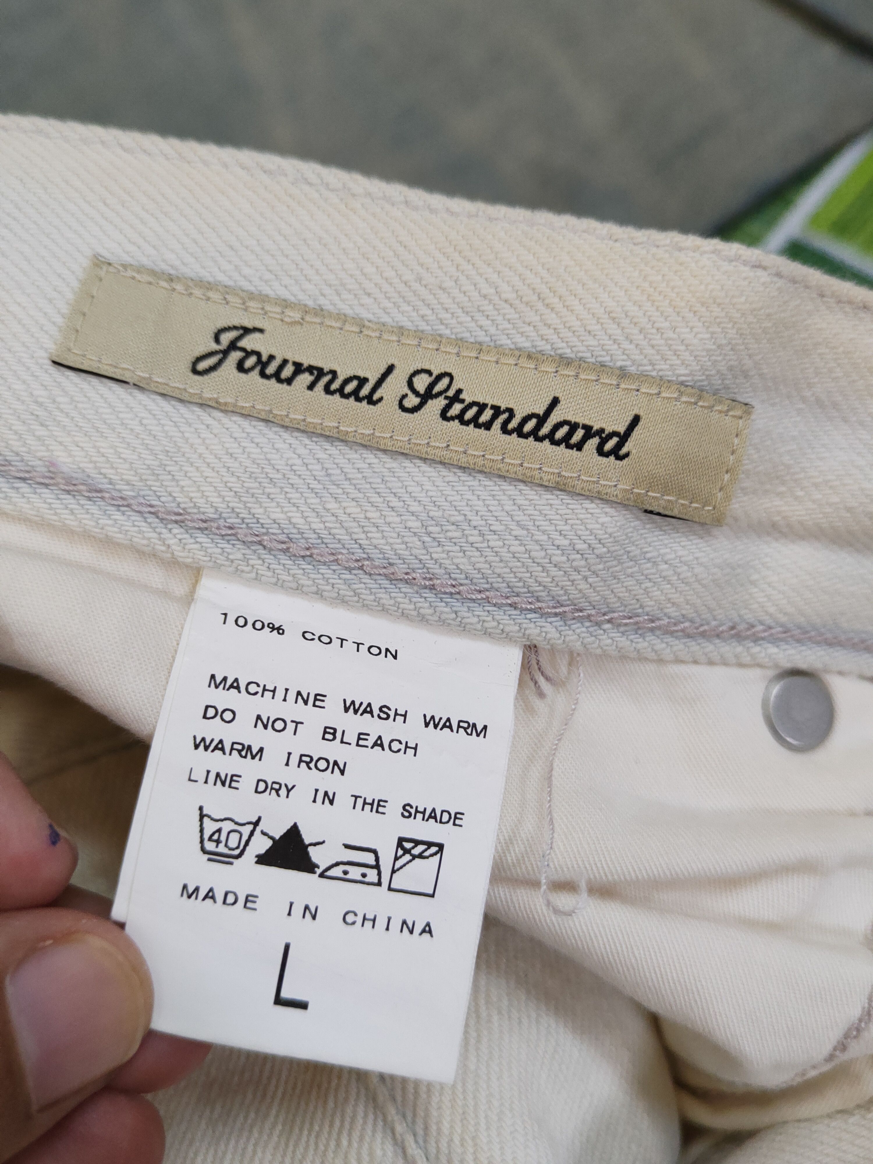 Journal Standard Journal Standard Faded Distressed Ripped Jeans #W1479 Size US 34 / EU 50 - 15 Thumbnail
