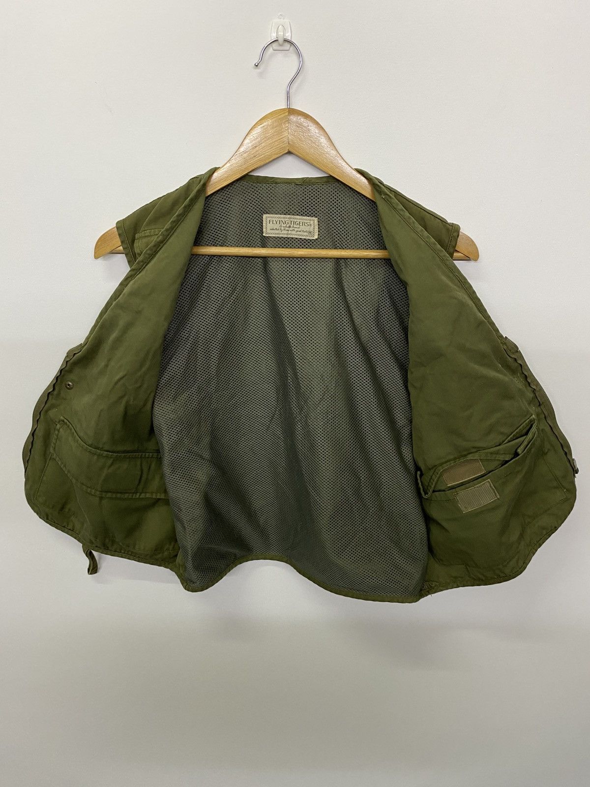 Japanese Brand Japanese Brand Flying Tigers Multi Pocket Military Style Size US M / EU 48-50 / 2 - 7 Thumbnail