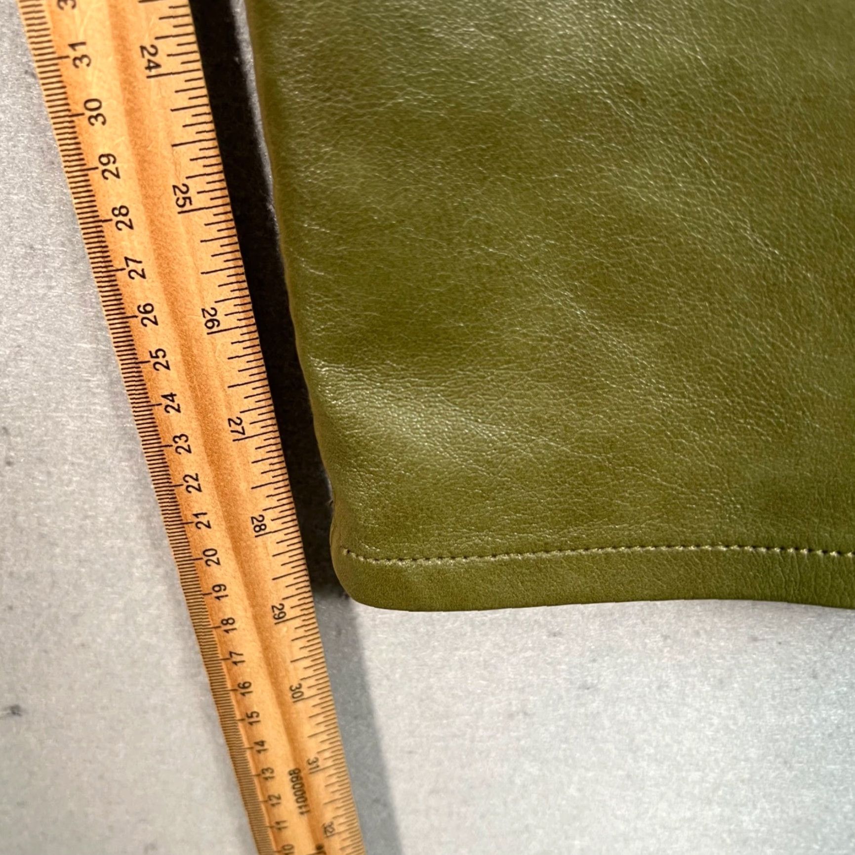 Agolde AGOLDE Pants Women's Size 23 Straight Ankle Green Recycled Leather Blend Front Zip Pockets 29in Inseam Size 40" / US 18 - 7 Thumbnail