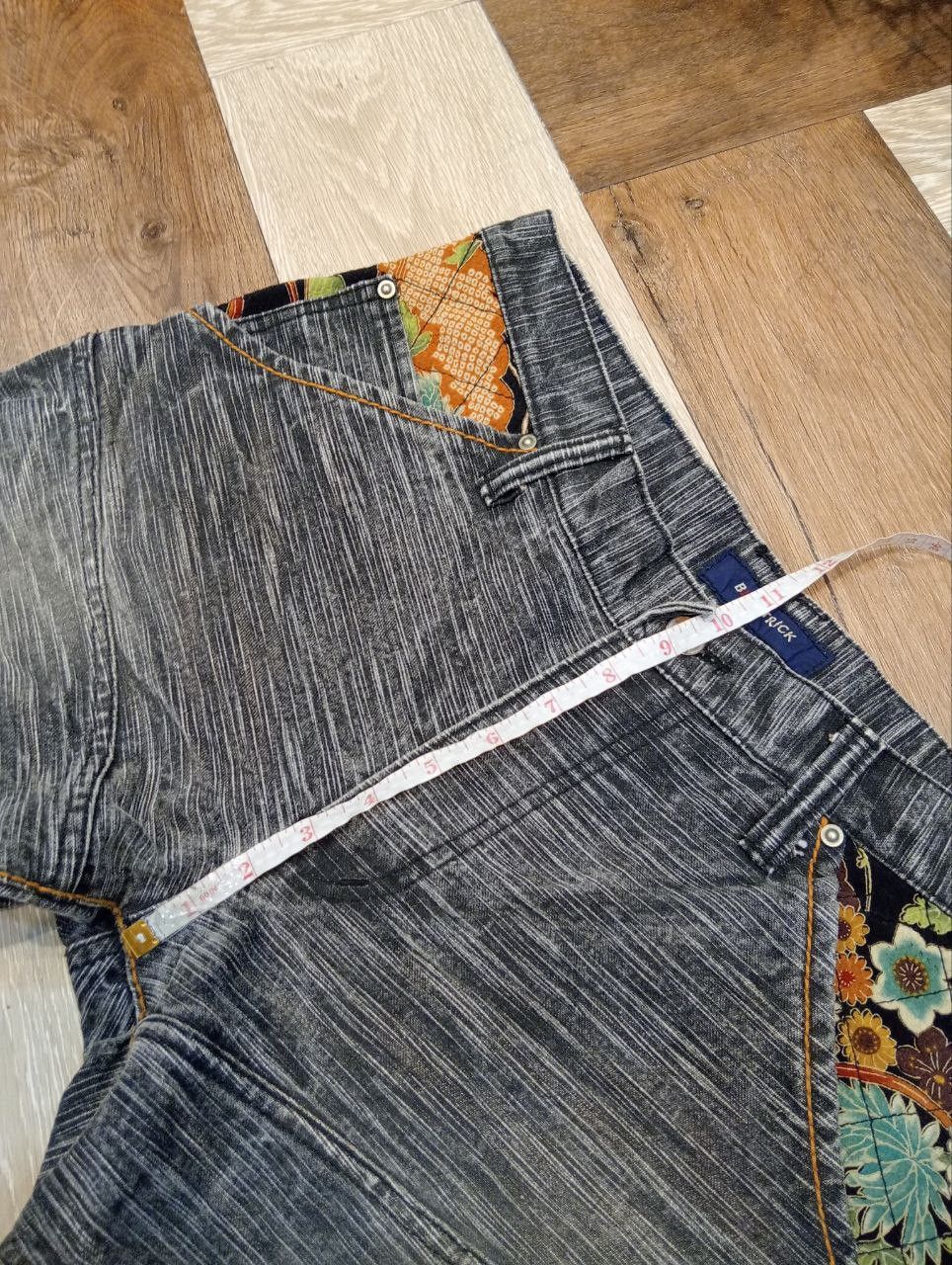 Japanese Brand JAPANESE BLUE TRICK DOUBLE WAIST SUKAJAN JEANS - SIZE 3 Size US 34 / EU 50 - 16 Thumbnail