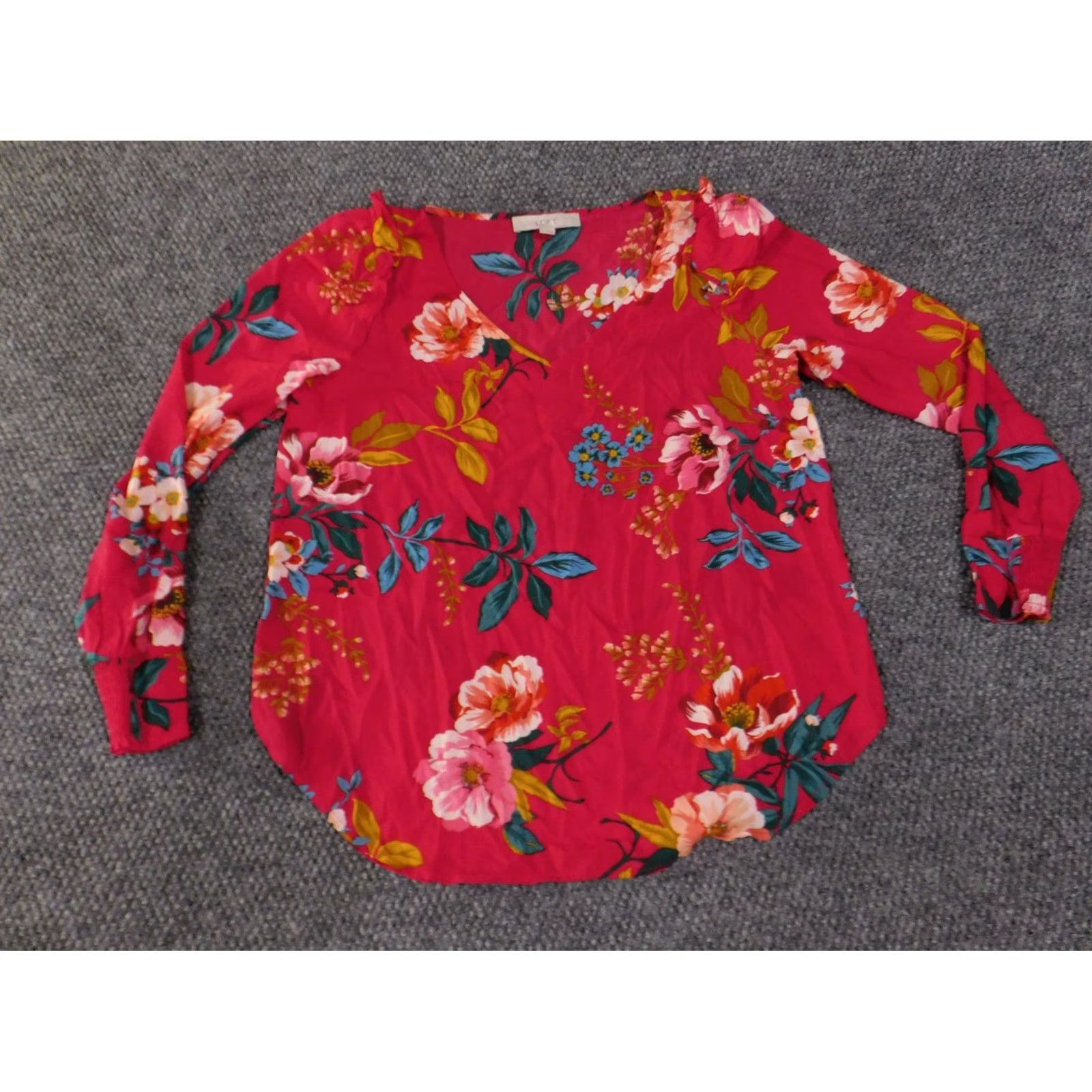 Loft LOFT Blouse Womens Small Red Floral Long Sleeve V-Neck Lightweight Top Size S / US 4 / IT 40 - 3 Thumbnail