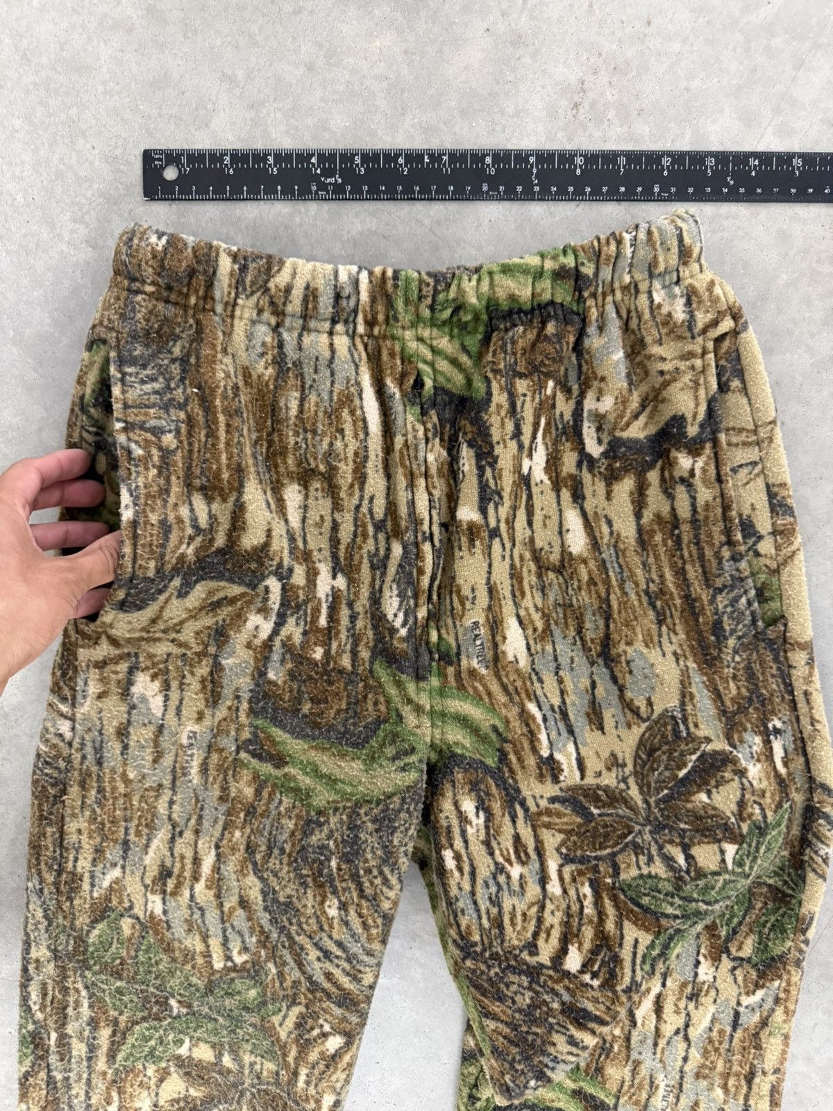 Realtree Realtree Camo Sweatpants Vintage 90s USA Green Brown Medium Size US 26 / EU 42 - 2 Thumbnail
