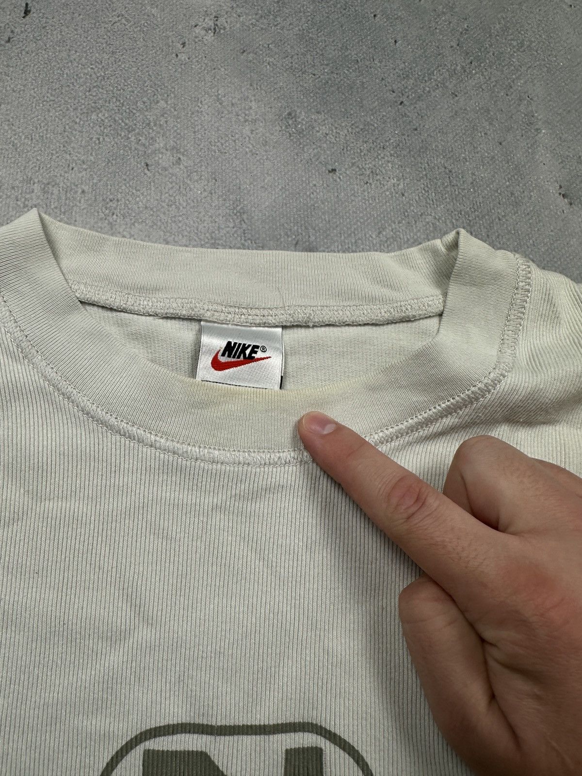 Nike Vintage Crewneck Nike Longsleeve center swoosh y2k logo USA Size US L / EU 52-54 / 3 - 6 Thumbnail