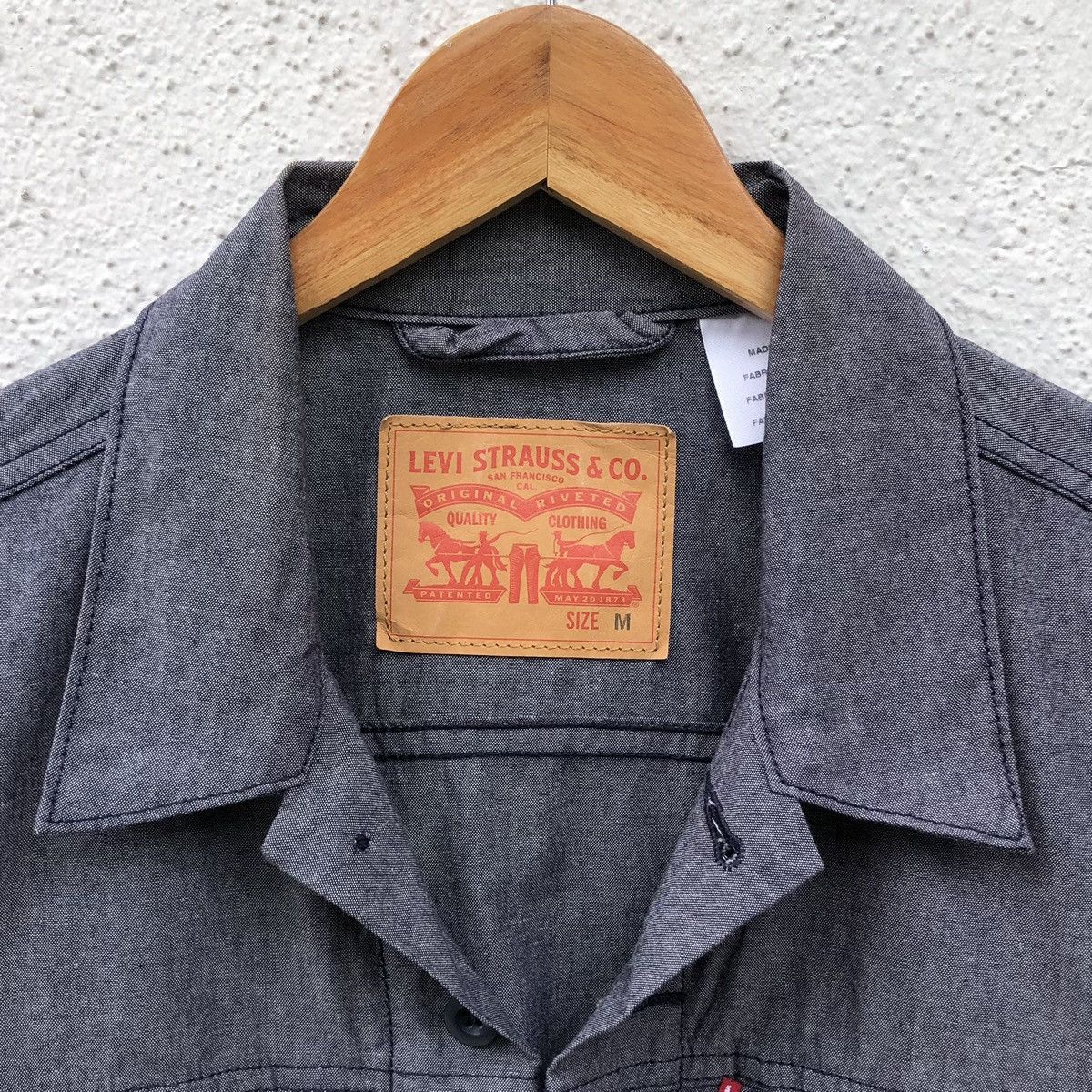 Levi's Vintage Levis Trucker Chambray Jacket Size US M / EU 48-50 / 2 - 17 Thumbnail