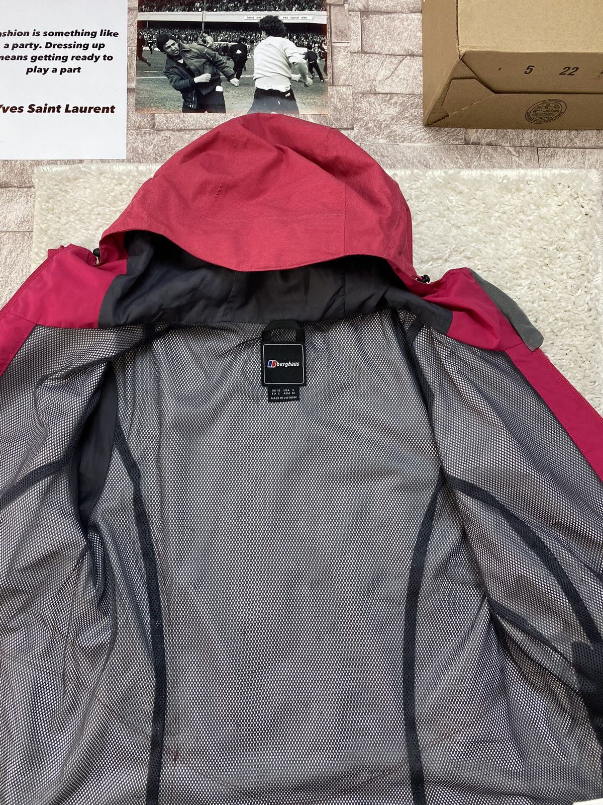Berghaus × Japanese Brand Berghaus Women's Elara Waterproof Jacket Size S / US 4 / IT 40 - 12 Thumbnail