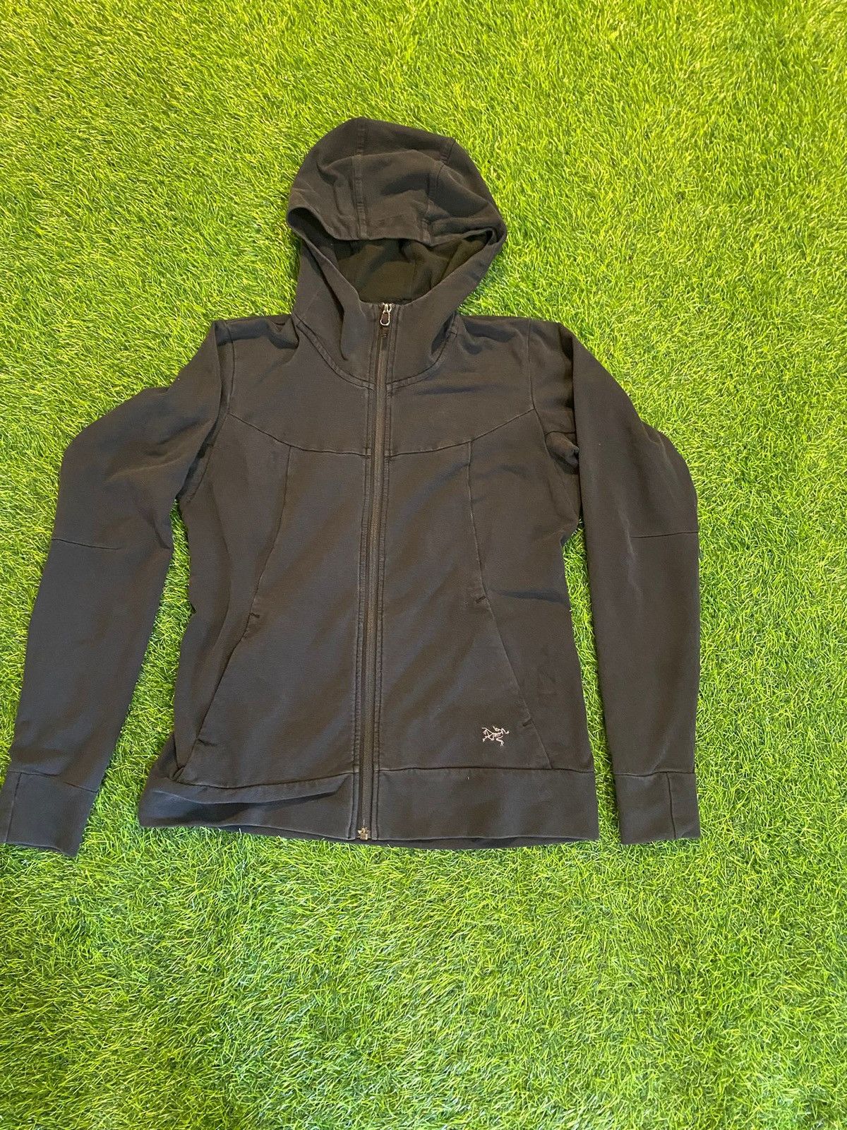 Arc'teryx Arcteryx outdoor hiking womens zip up hoodie size small Size S / US 4 / IT 40 - 1 Thumbnail