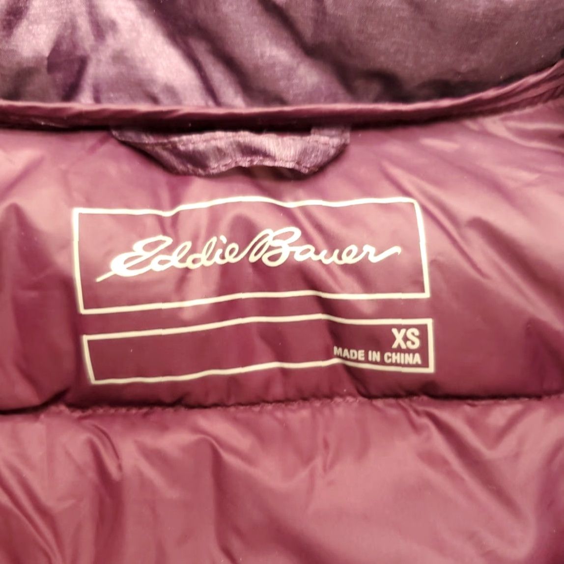 Eddie Bauer Eddie Bauer Down Vest Womens XS Purple Puffer EB650 Fill Quilted Sleeveless Vest Women's XS Purple Down Quilted Sleeveless Puffer Zip Front EB650 Size XS / US 0-2 / IT 36-38 - 4 Thumbnail