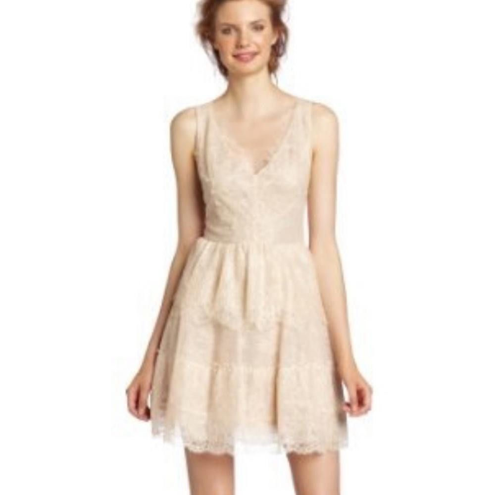 Bcbgmaxazria BCBGMaxAzria l Willa Tapioca Lace Dress S | Grailed