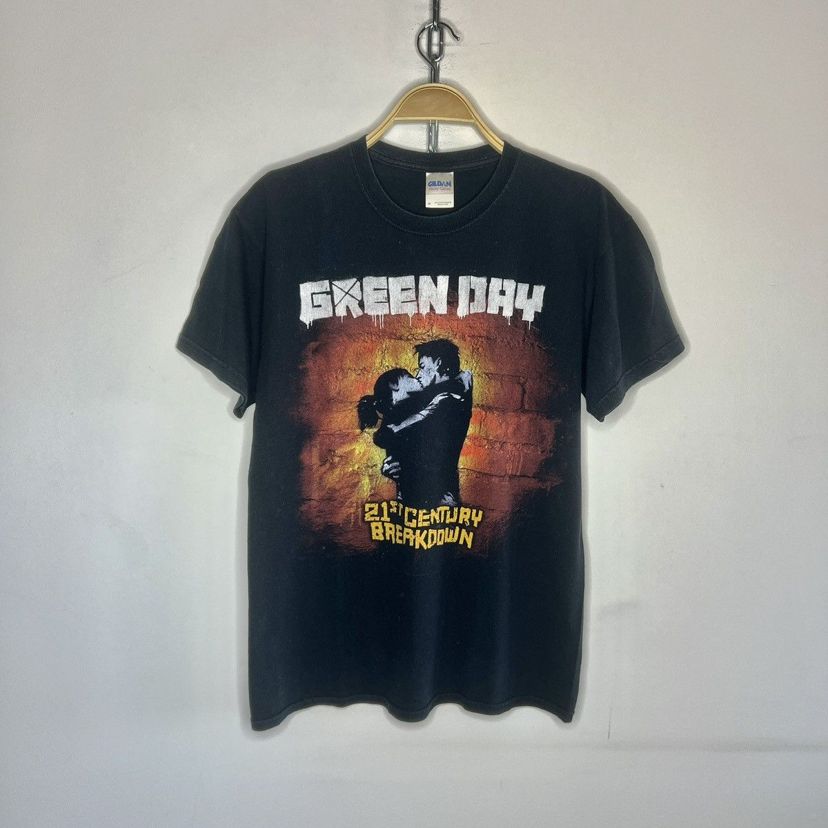 Band Tees × Vintage Green Day 21st Century Breakdown Euro Tour tshirt 2009 tee Size US M / EU 48-50 / 2 - 1 Thumbnail