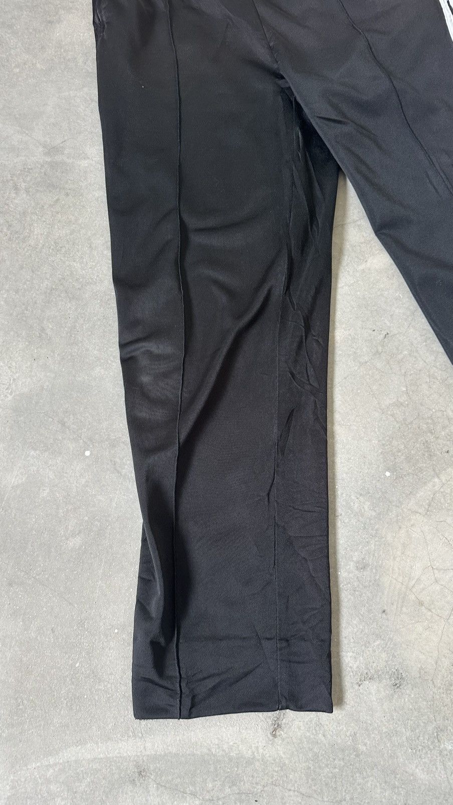 Adidas VINTAGE ADIDAS TRACK PANT Size US 38 / EU 54 - 2 Thumbnail