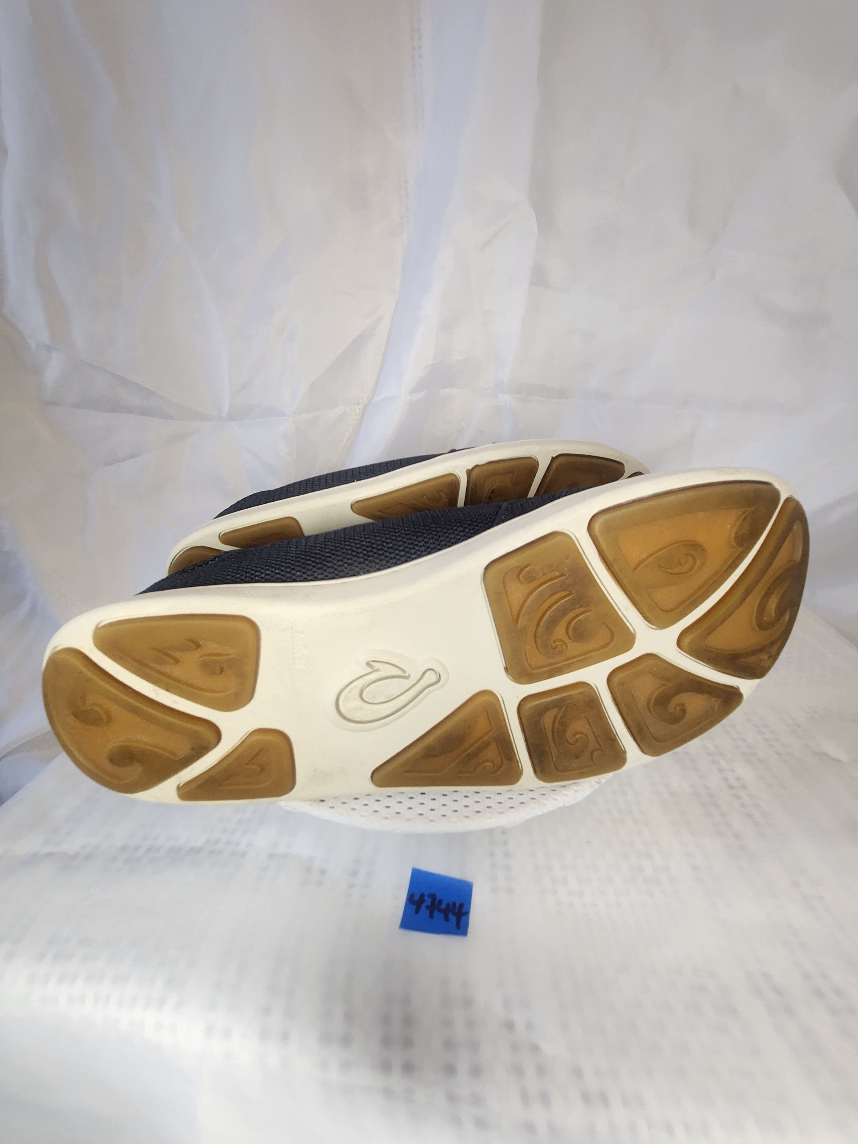 Olukai NOHEA MESH HYBRID Size US 9 / EU 42 - 6 Thumbnail