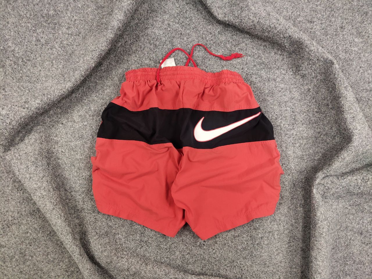 Nike Vintage 90's Nike Big Swoosh Nylon Red Black Casual Shoes Size US 34 / EU 50 - 1 Thumbnail