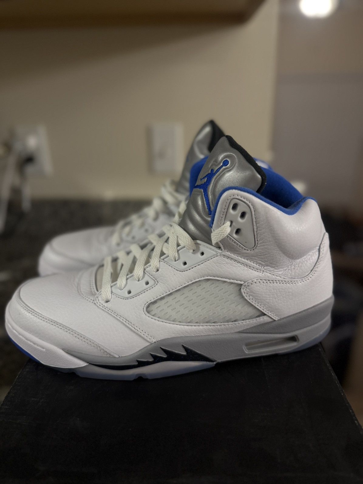 Jordan Brand × Nike Jordan 5 Stealth Size 12 W BOX (DD0587-140) Size US 12 / EU 45 - 3 Thumbnail