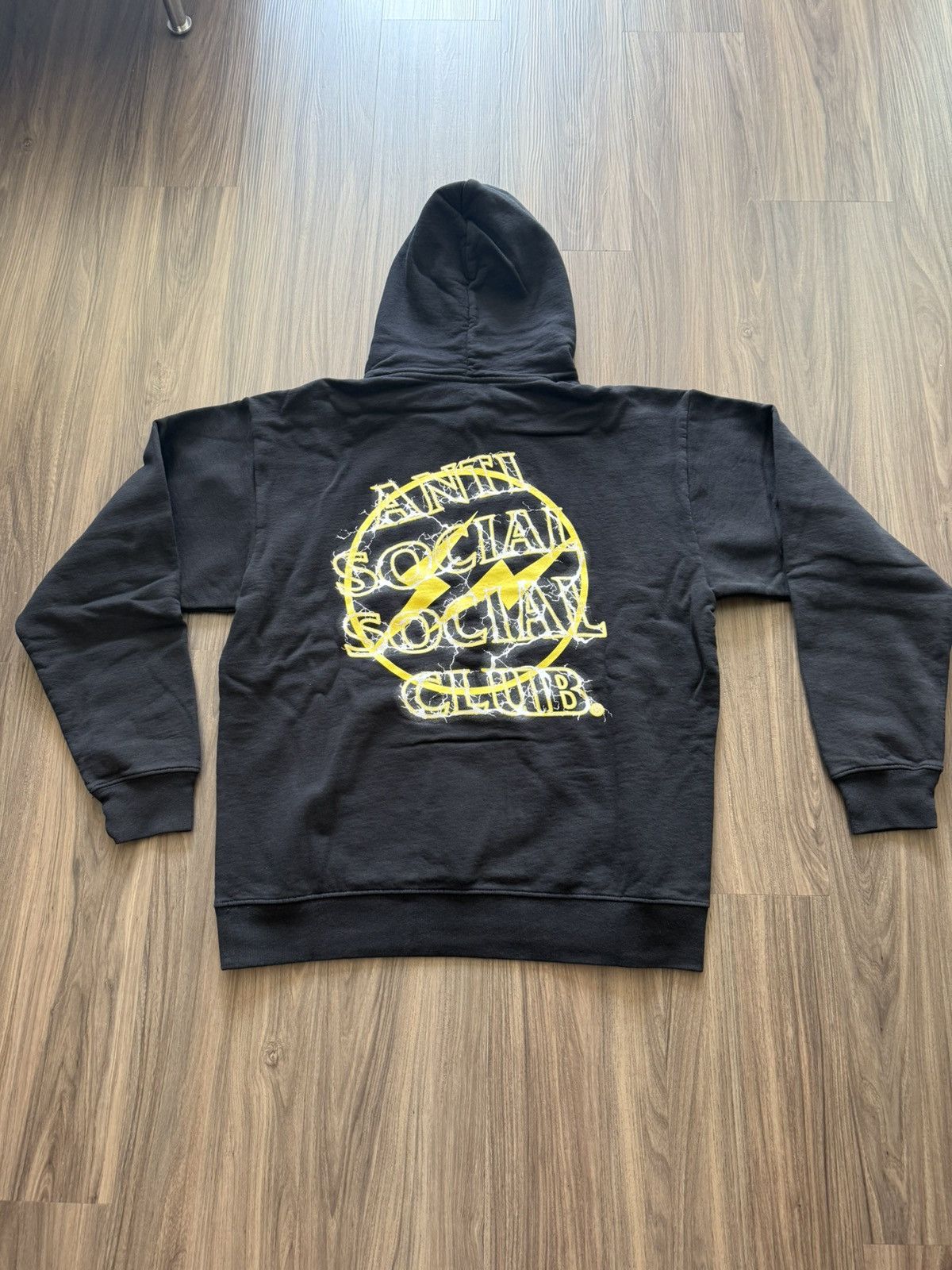 Anti Social Social Club × Fragment Design ASSC x Fragment Design Lightnin Logo Hoodie Black/Yellow - L Size US L / EU 52-54 / 3 - 4 Thumbnail