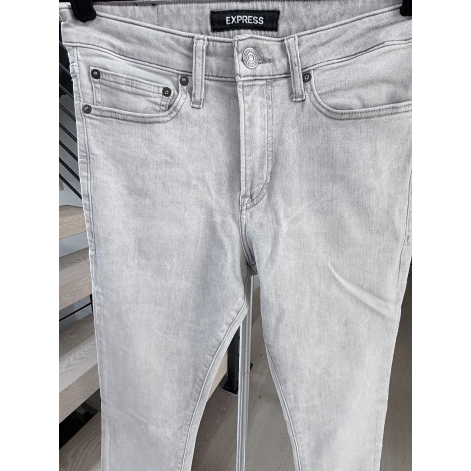 Express Express Men’s Super Skinny light Gray Slim Jeans size 30*30 Size US 30 / EU 46 - 3 Thumbnail
