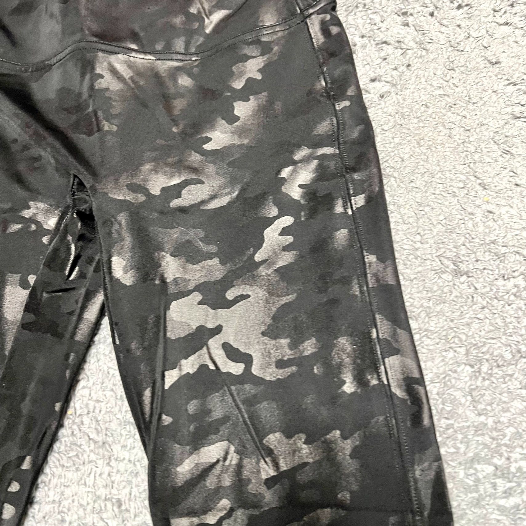 Spanx SPANX Leggings Womens Small Faux Leather Metallic Camo Black S Regular Ankle Black Womens Size 28" / US 6 / IT 42 - 2 Thumbnail