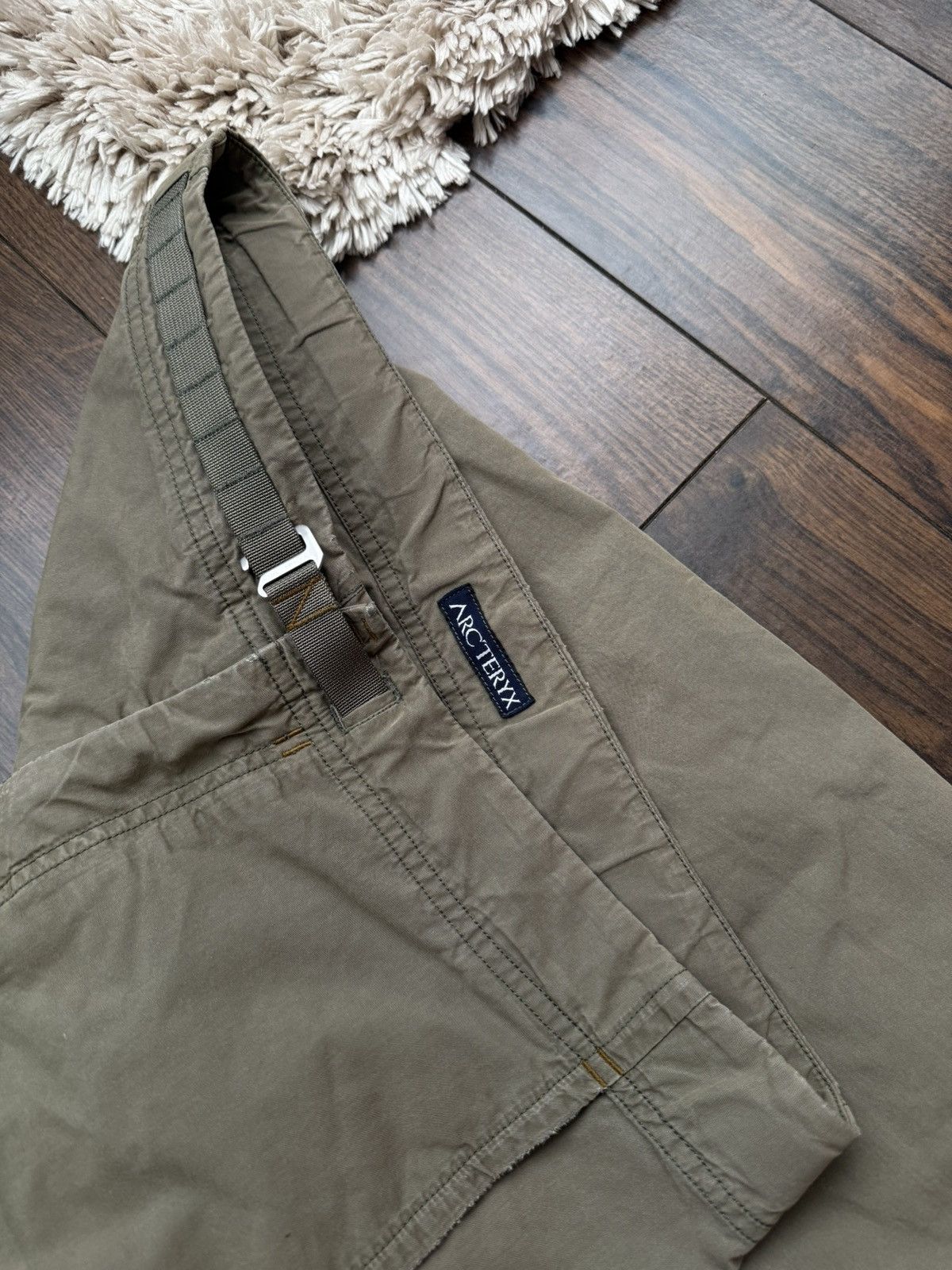 Arc'teryx Arc’teryx Khaki Technical Hiking Pants Men’s Size US 30 / EU 46 - 10 Thumbnail