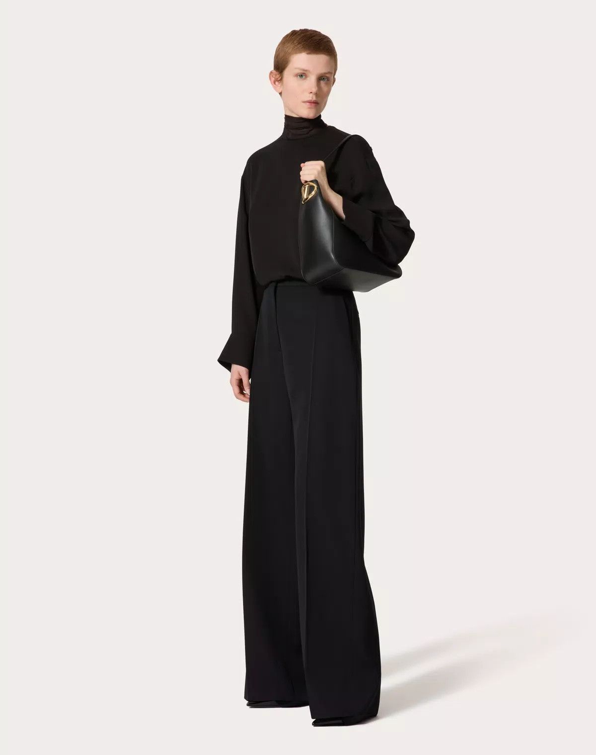 Valentino oc11z0725 Size:OS/Shopping Bag In Nappa Calfskin in Black Size ONE SIZE - 8 Thumbnail