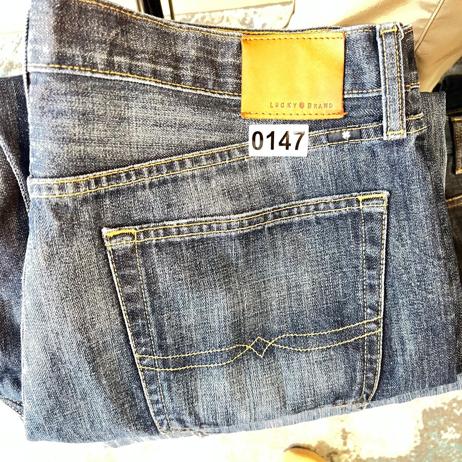 Lucky Brand Lucky Brand Jeans Mens 38x30 Blue 221 Straight Denim y2k Size US 38 / EU 54 - 10 Thumbnail