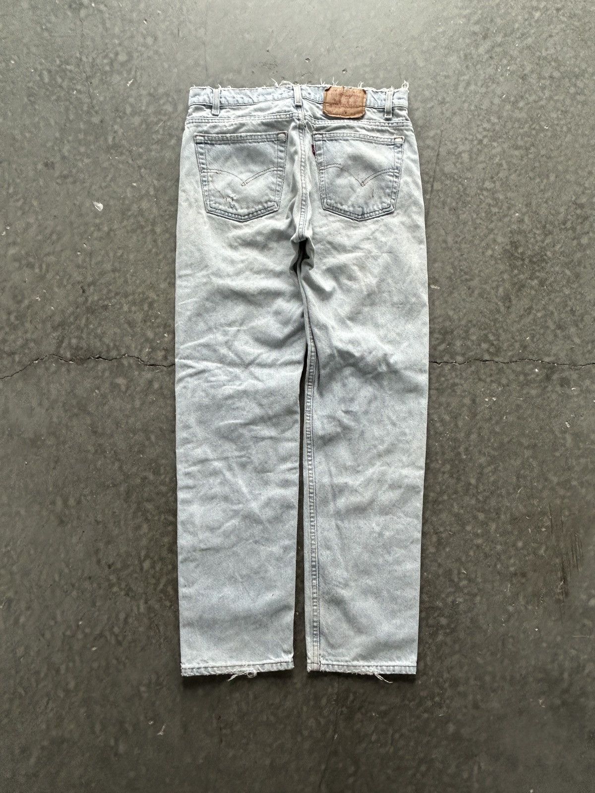Levi's Vintage 90s Levis 505 Light Wash Denim Jeans 34x32 Distress Size US 34 / EU 50 - 1 Thumbnail