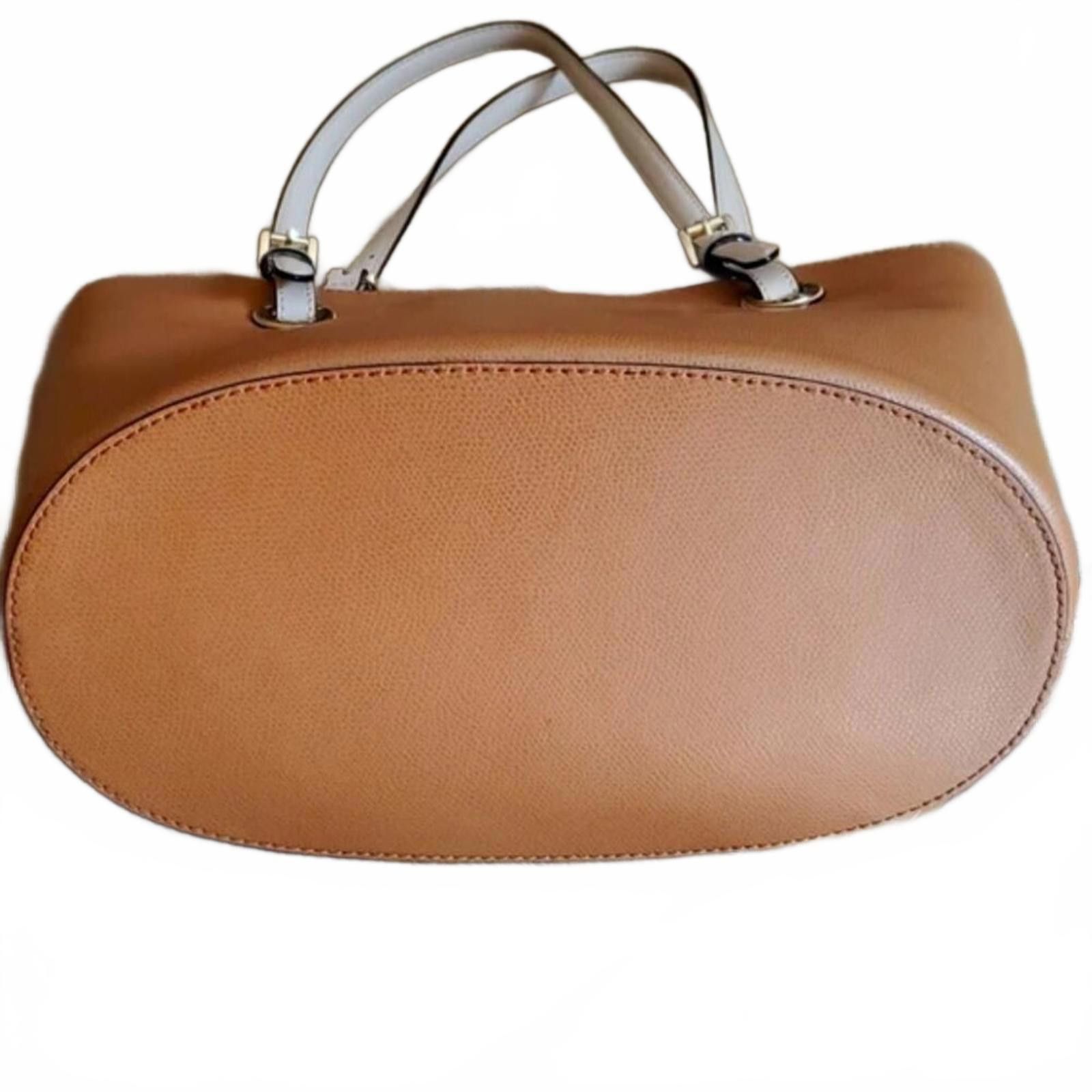 Michael Kors NWOT MICHAEL KORS Camel/Tan Jet Set Medium Tote w/6 pockets Size ONE SIZE - 5 Thumbnail