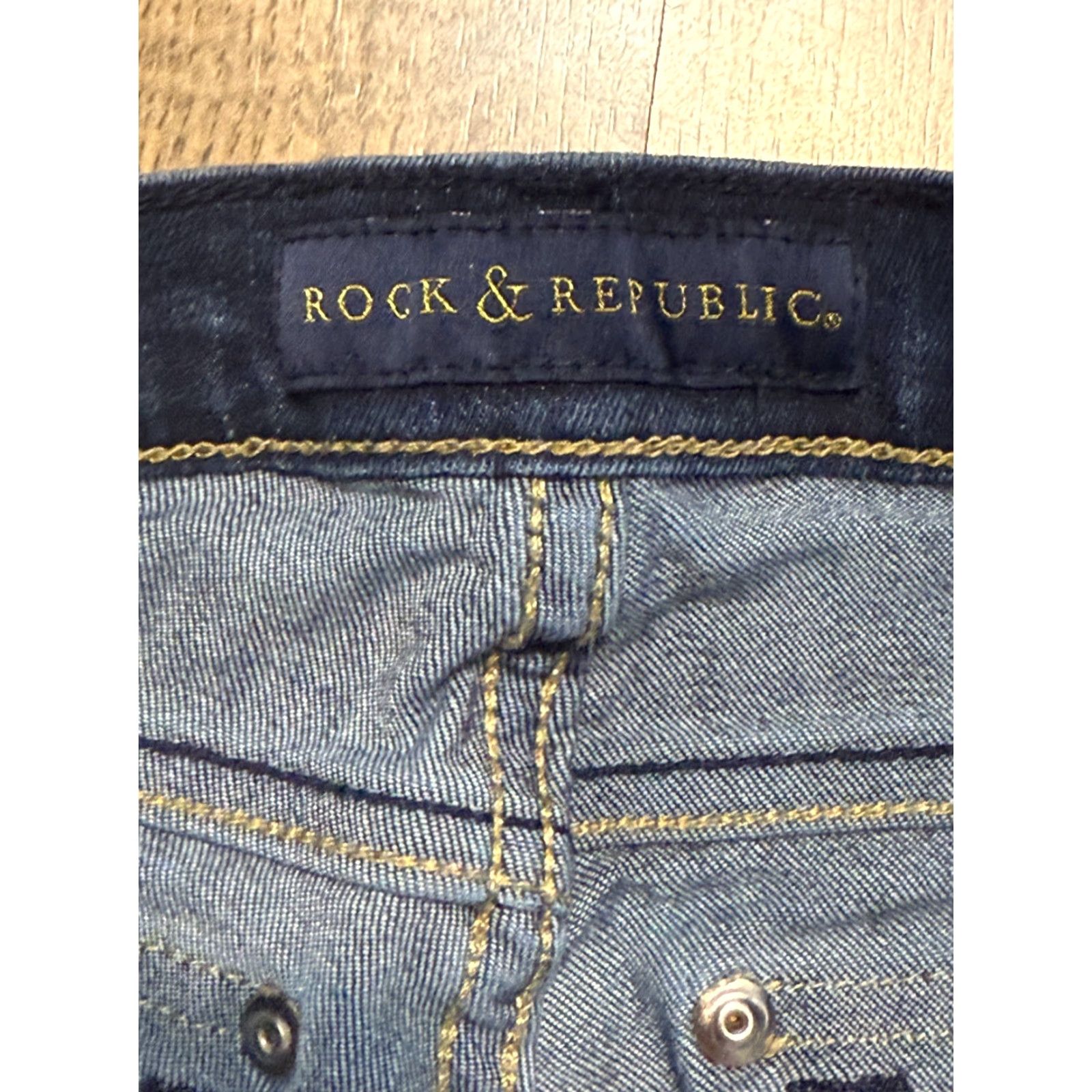 Vintage Rock & Republic Jeans Women's 6 Blue Denim Bootcut Mid Rise Regular Inseam 24 in 5-Pocket Pocketed Rock style Mens Womens Girls Size 28" / US 6 / IT 42 - 3 Thumbnail