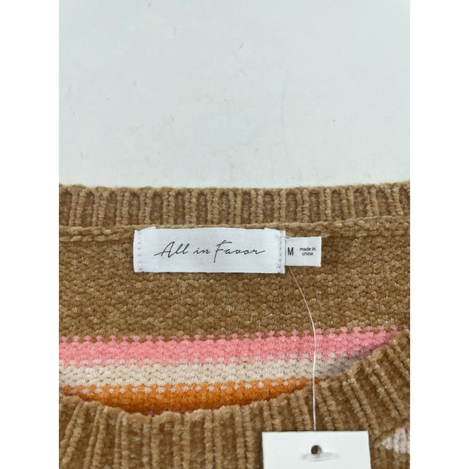 Vintage All in Favor Cropped Sweater Women's Size Medium Taupe Pink Striped Pullover Size M / US 6-8 / IT 42-44 - 3 Thumbnail