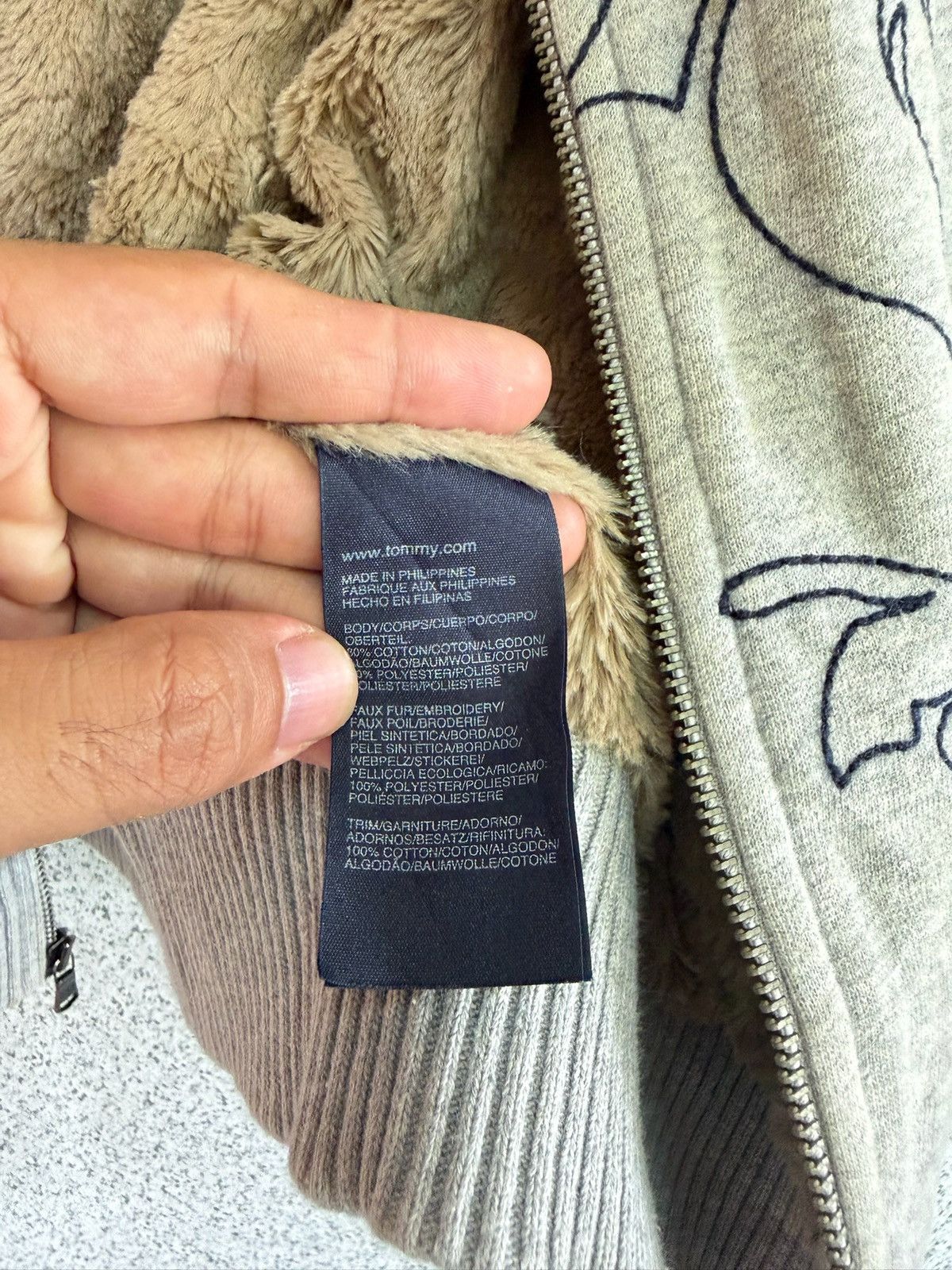 Tommy Hilfiger The Lion Hilfiger 85 Hoodie by Tommy Hilfiger 🔥 Size US M / EU 48-50 / 2 - 10 Thumbnail