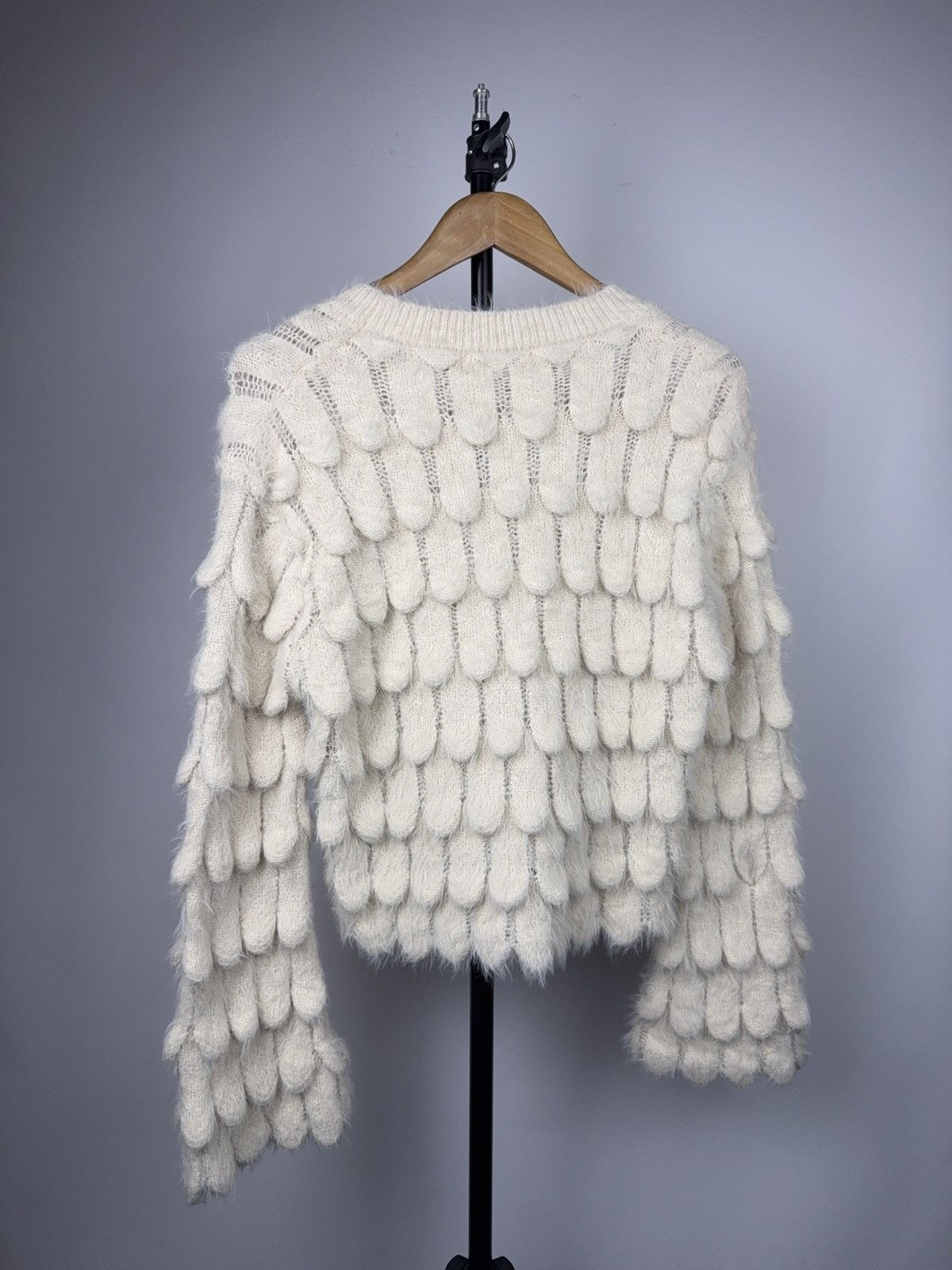 Japanese Brand Japanese 00s Avant-Garde Fuzzy Knit Sweater Flared Sleeves Size M / US 6-8 / IT 42-44 - 6 Thumbnail
