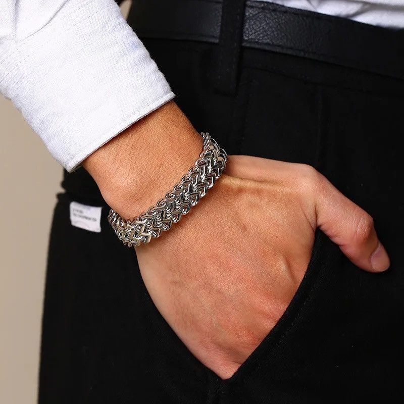 Jewelry One Chain Double Rows Wristband Bracelet Size ONE SIZE - 3 Thumbnail