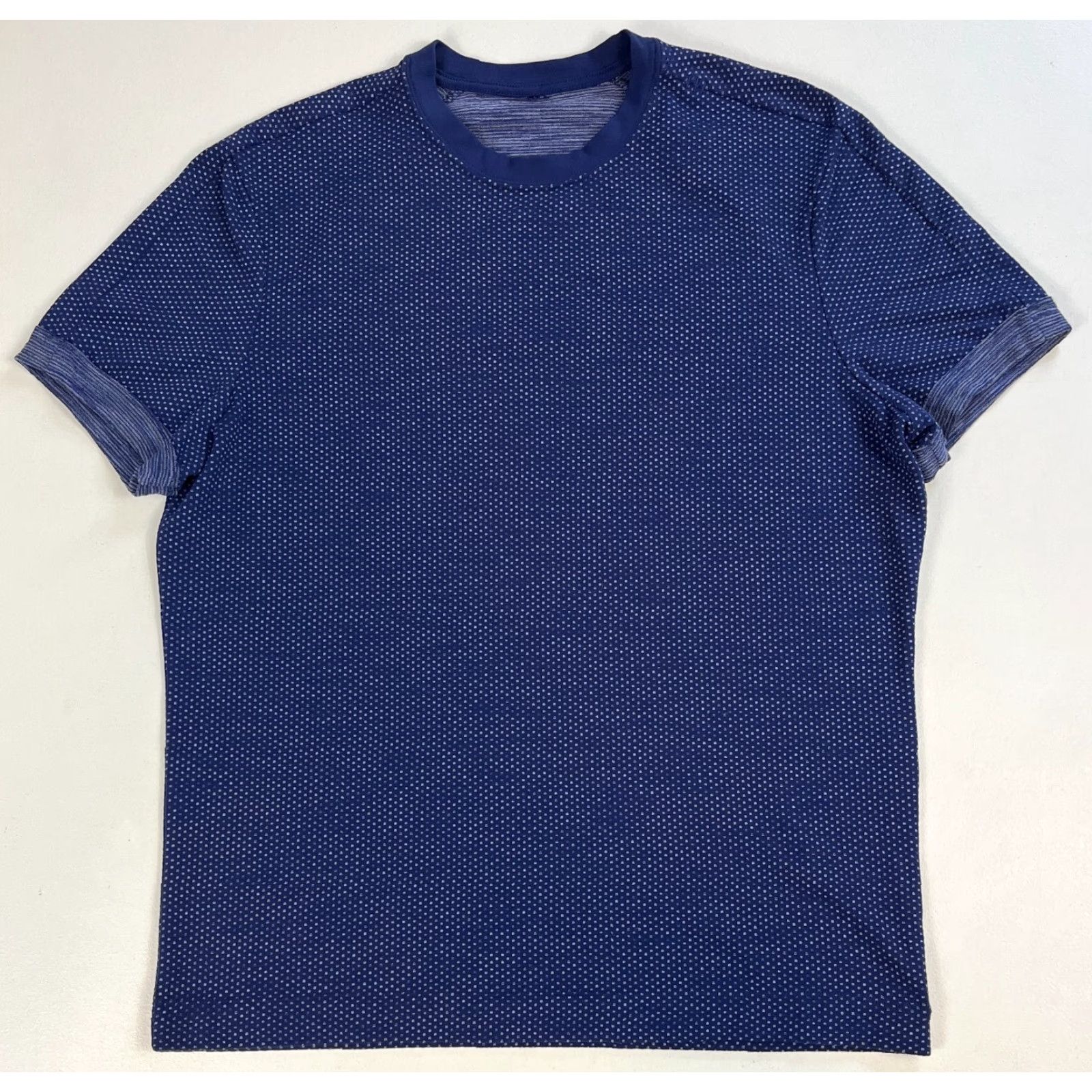 Lululemon Lululemon Men’s Roll Out Crew Short Sleeve T-Shirt L Navy Blue Spotted Moisture Wicking Knit 90s/Outdoor Sports Mens Size US L / EU 52-54 / 3 - 4 Thumbnail