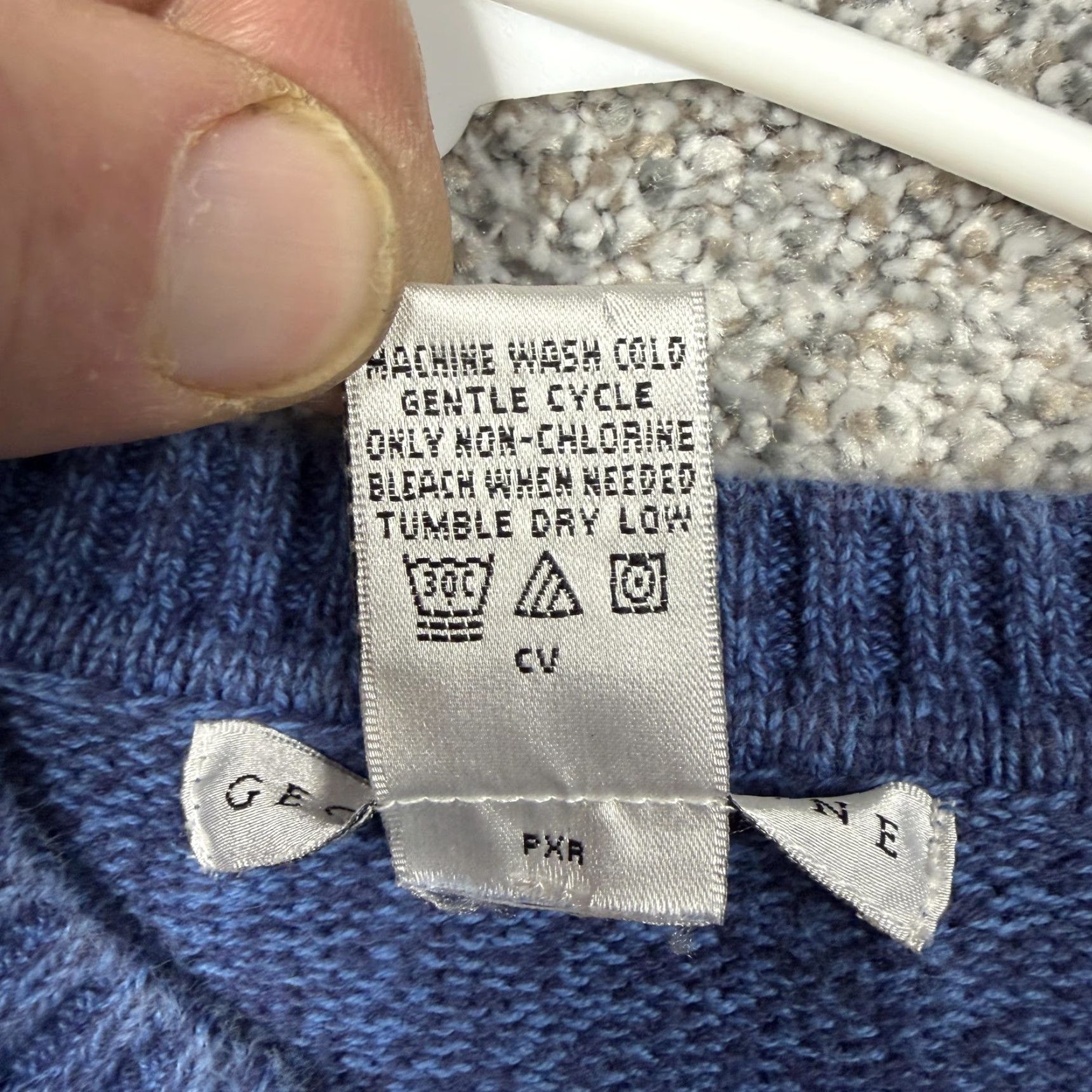 Geoffrey Beene VINTAGE Geoffrey Beene Sweater XL Men Blue Knit Pullover Crew Neck Raglan Long Sleeve Tight-Knit Solid 100% Cotton Fall Winter Casual Size US XL / EU 56 / 4 - 6 Thumbnail