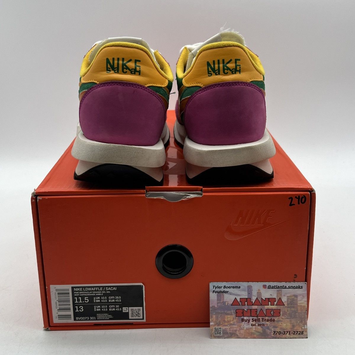 Nike Sacai x LDWaffle pine green Size US 11.5 / EU 44-45 - 3 Thumbnail