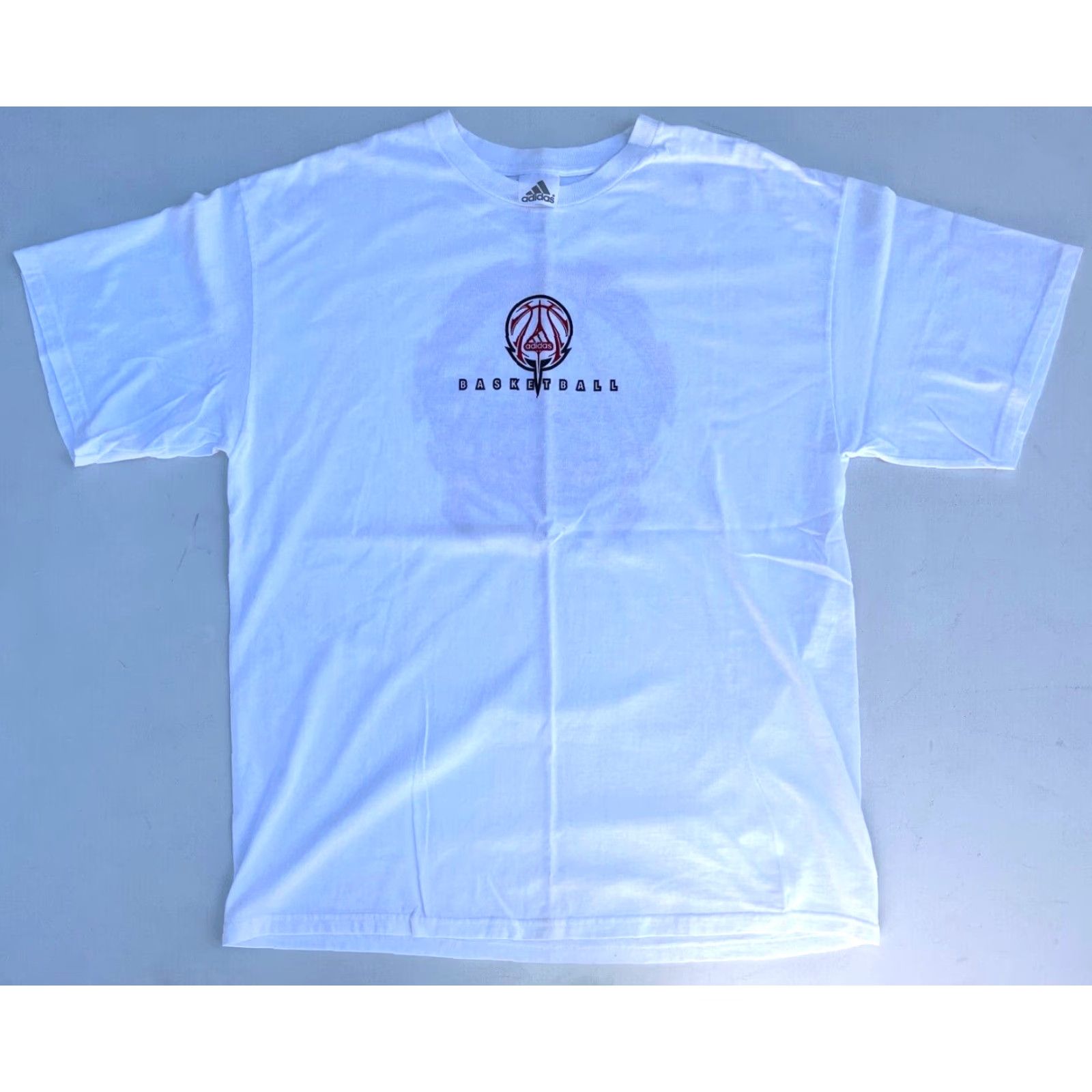 Adidas VINTAGE Adidas Basketball T-Shirt Mens Size L White Double-Sided 2004 Vintage Sports Crew Neck Short Sleeve Cotton Shirt Size US L / EU 52-54 / 3 - 2 Thumbnail