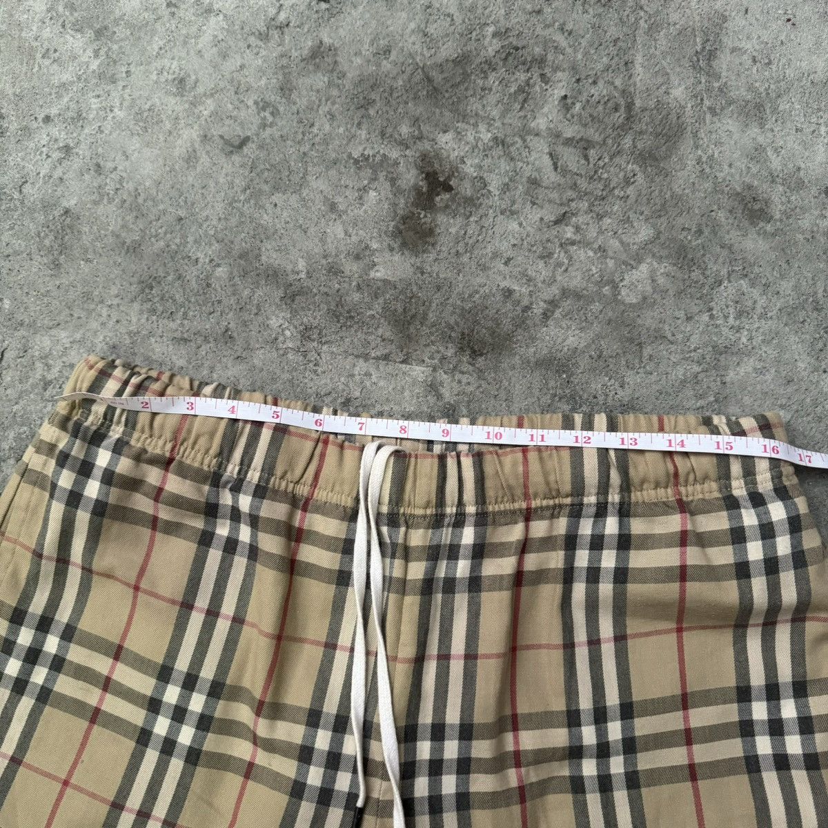 Burberry Burberry plaid short vintage Size US 32 / EU 48 - 3 Thumbnail