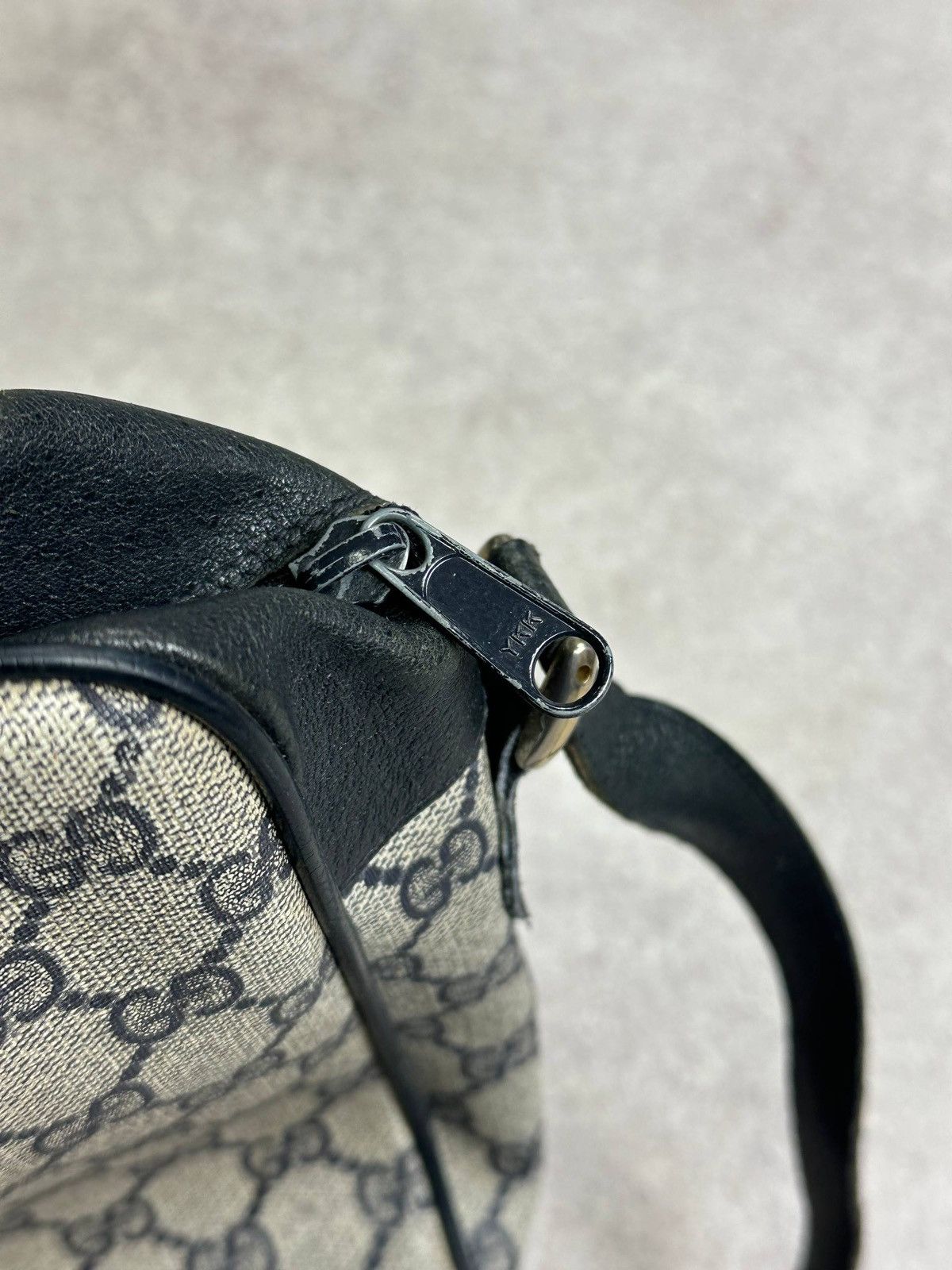 Gucci Vintage 80s Gucci GG Leather Crossbody Bag Very Rare Size ONE SIZE - 5 Thumbnail