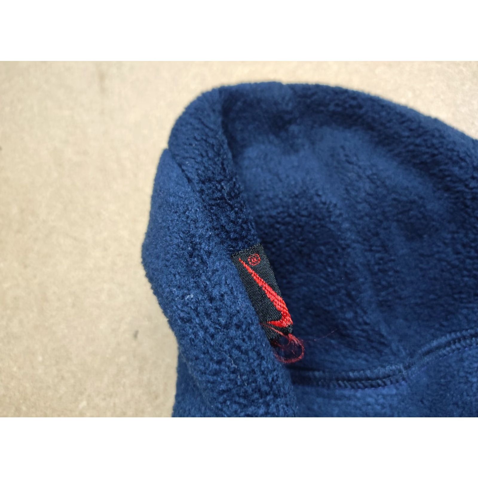Nike VINTAGE Nike Beanie One Size Blue 90s Fleece Swoosh Hat Unisex Adults Men Women Size US M / EU 48-50 / 2 - 6 Thumbnail