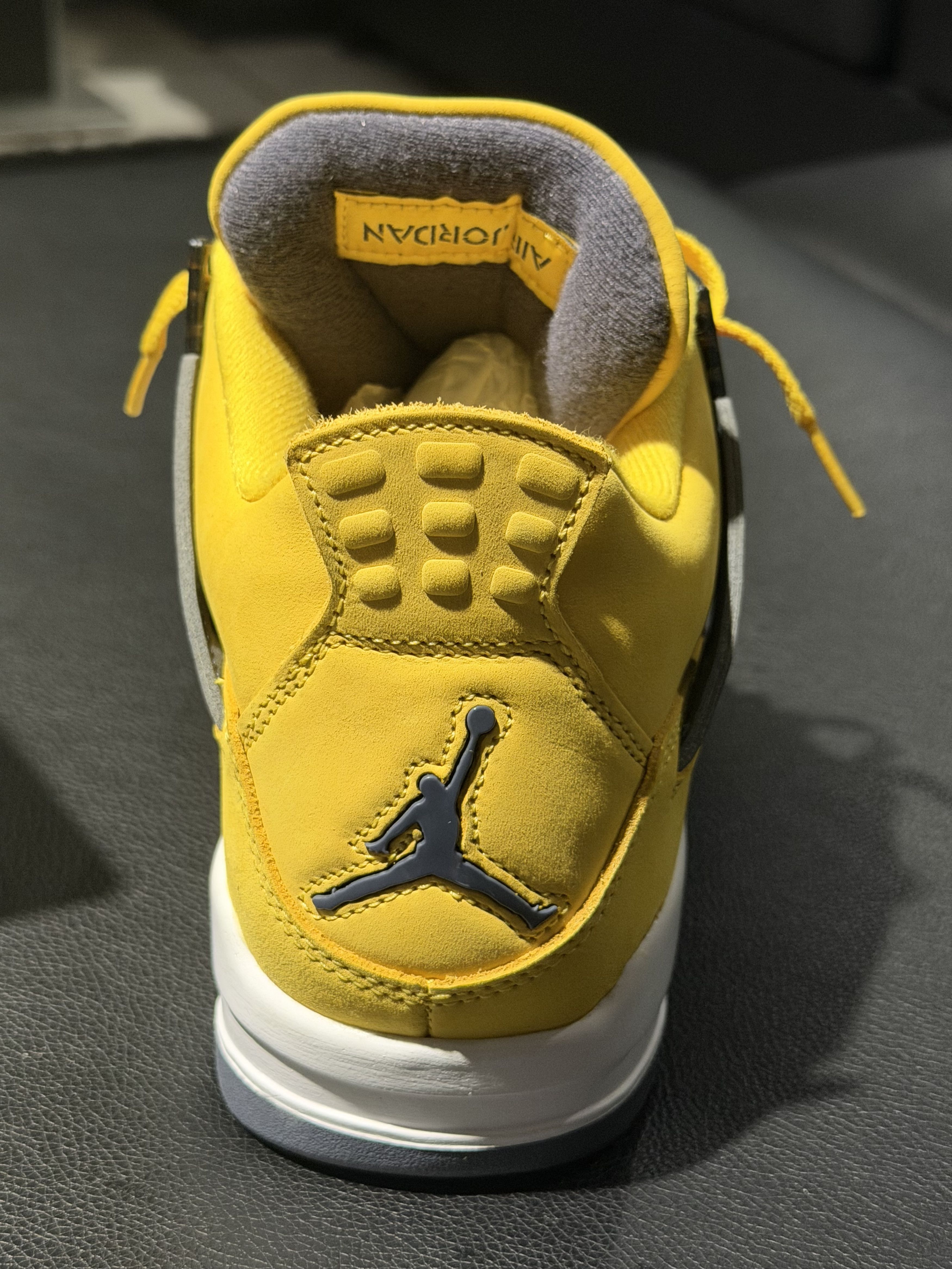Jordan Brand Sz - 9 Jordan 4 Retro Lightning Size US 9 / EU 42 - 4 Thumbnail
