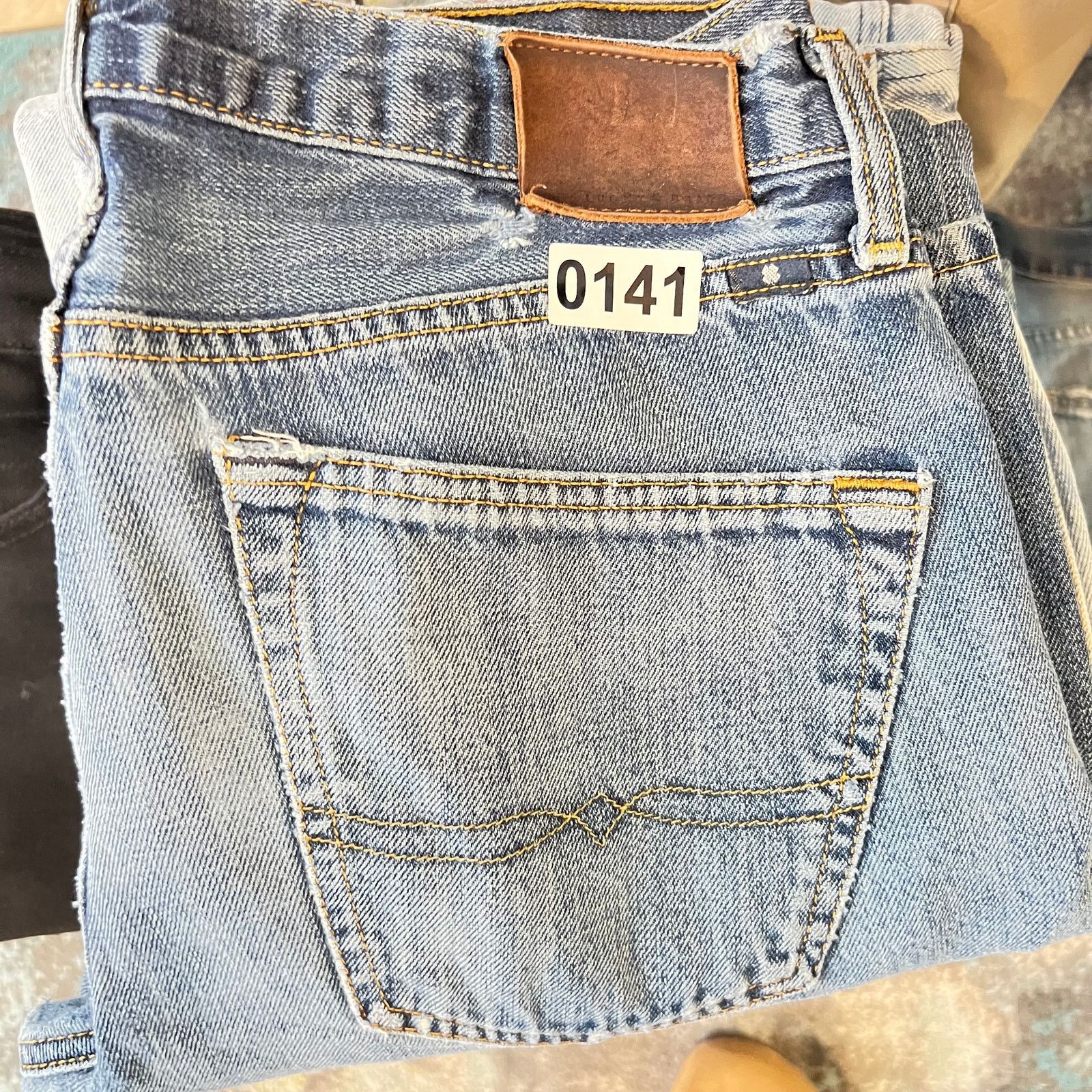 Lucky Brand Lucky Brand Jeans Men 32x30 Blue 221 Straight Mid Rise Denim Size US 32 / EU 48 - 9 Thumbnail