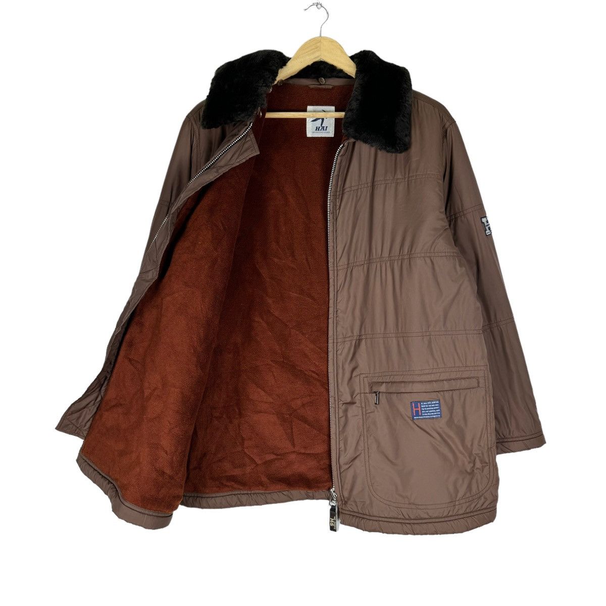 Hai Sporting Gear ☀️HAI SPORTING GEAR IS LIGHT PUFFER ATTACH FUR JACKET Size US M / EU 48-50 / 2 - 9 Thumbnail
