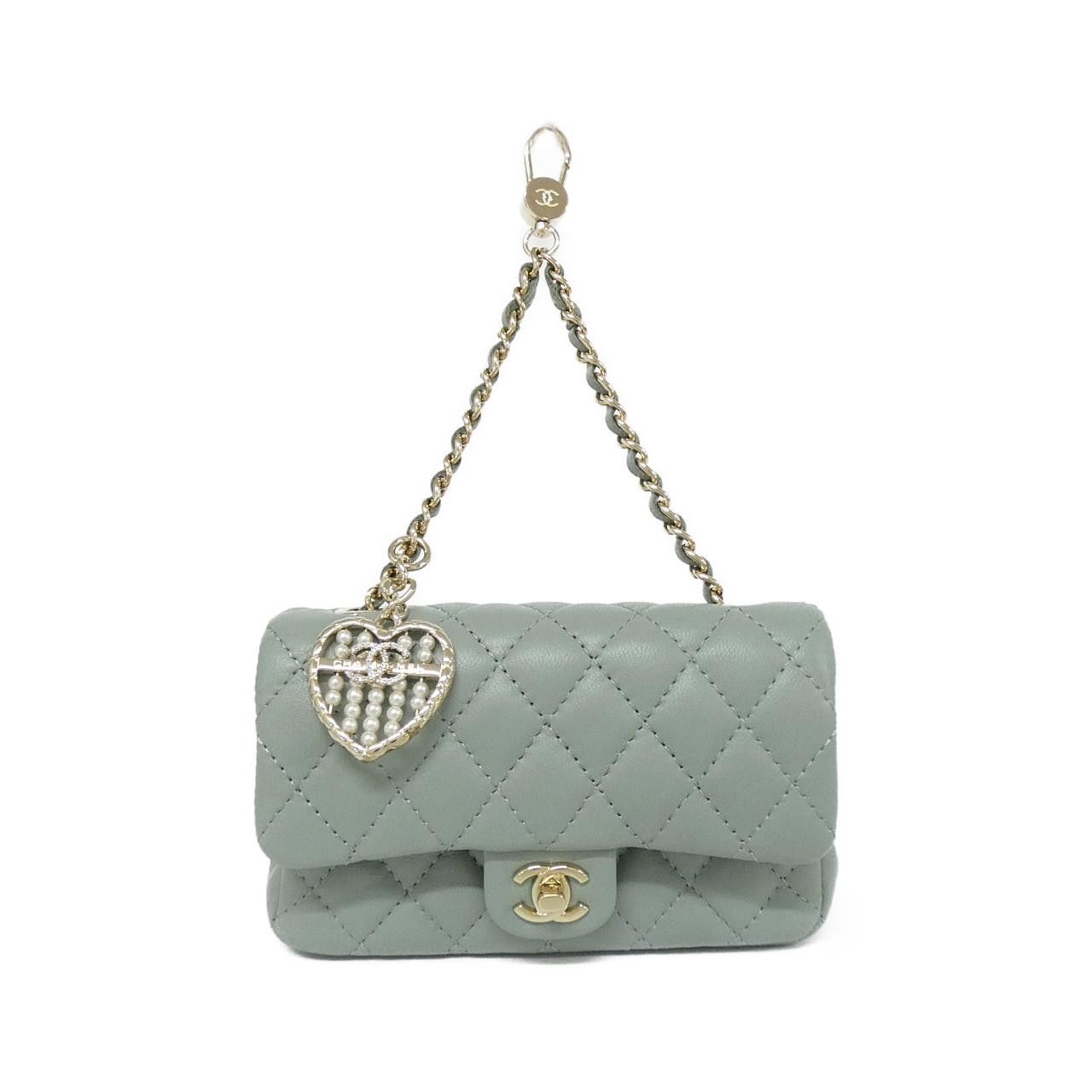 Chanel Chanel Chanel AP4760 Lambskin Key Holder Leather Charm AP4760 DUTY FREE for USA Size ONE SIZE - 1 Thumbnail