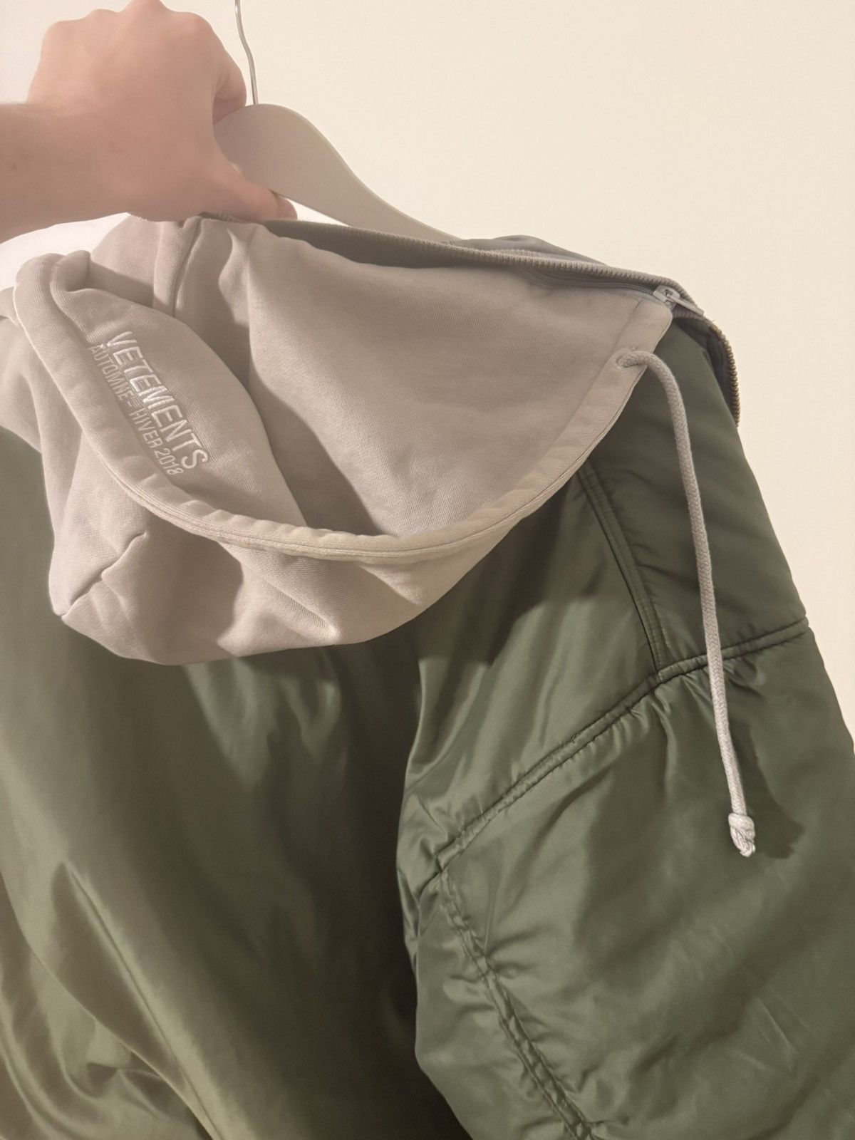 Vetememes Vetements Bomber double layer Size US M / EU 48-50 / 2 - 8 Thumbnail