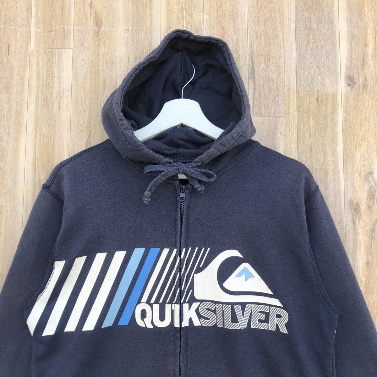Quiksilver Vintage Quiksilver Zip-up Pullover Hoodie Sweatshirt Size US M / EU 48-50 / 2 - 3 Thumbnail
