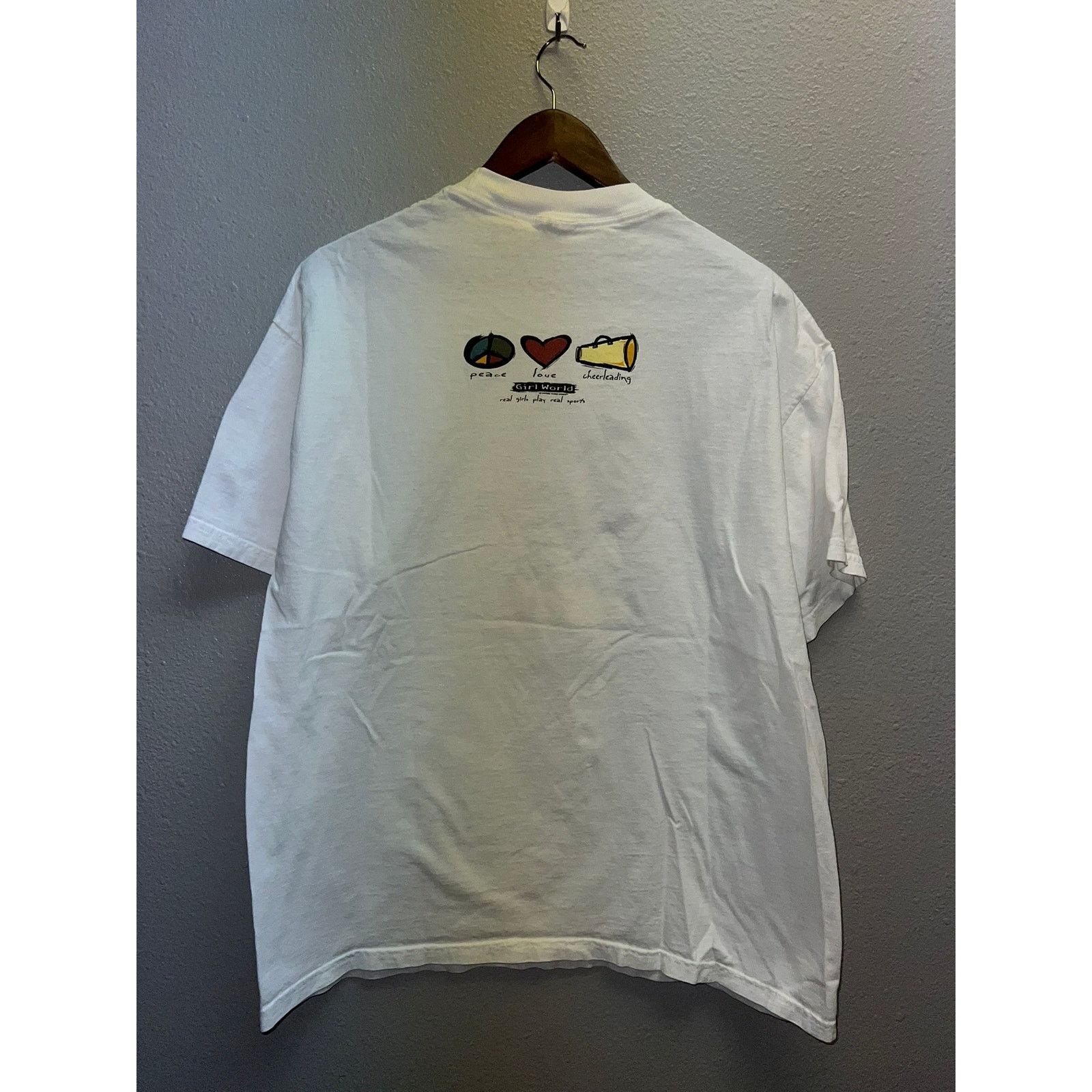 Vintage Vintage Girl World Shirt Peace Love Cheerleading Tee XL Size US XL / EU 56 / 4 - 7 Thumbnail