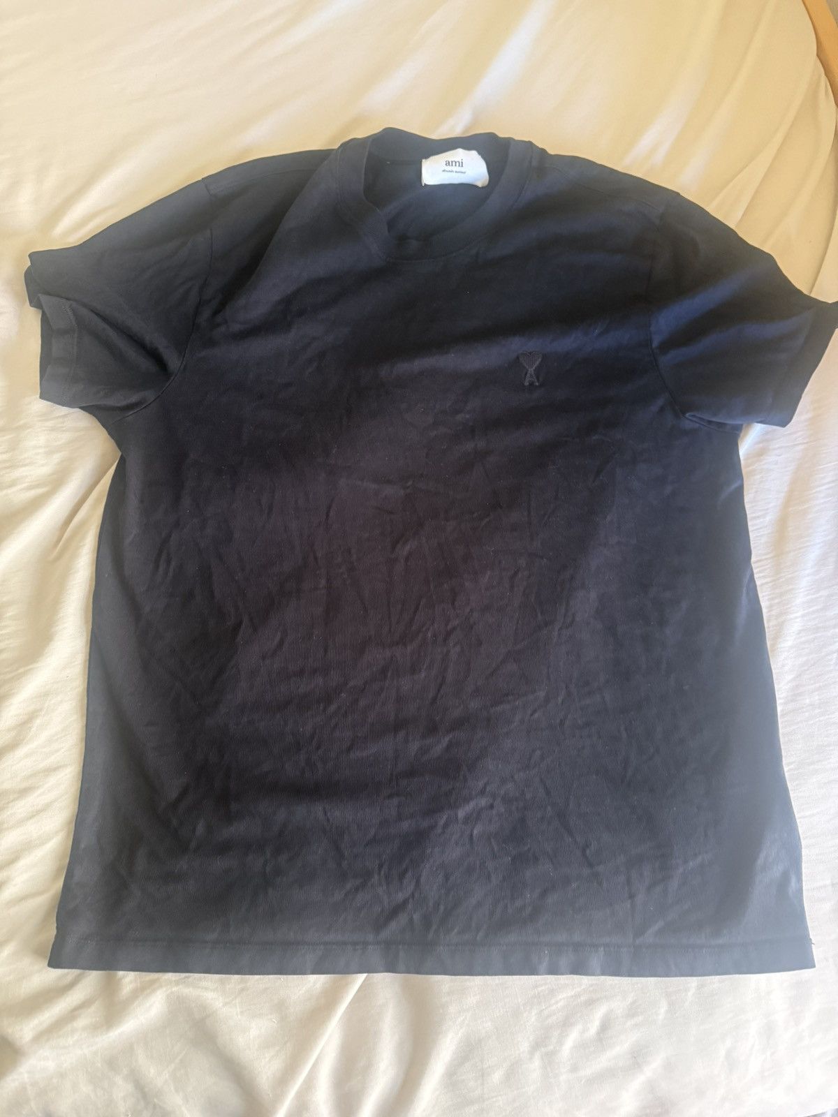 AMI Classic AMI small heart in black Size US XL / EU 56 / 4 - 1 Thumbnail