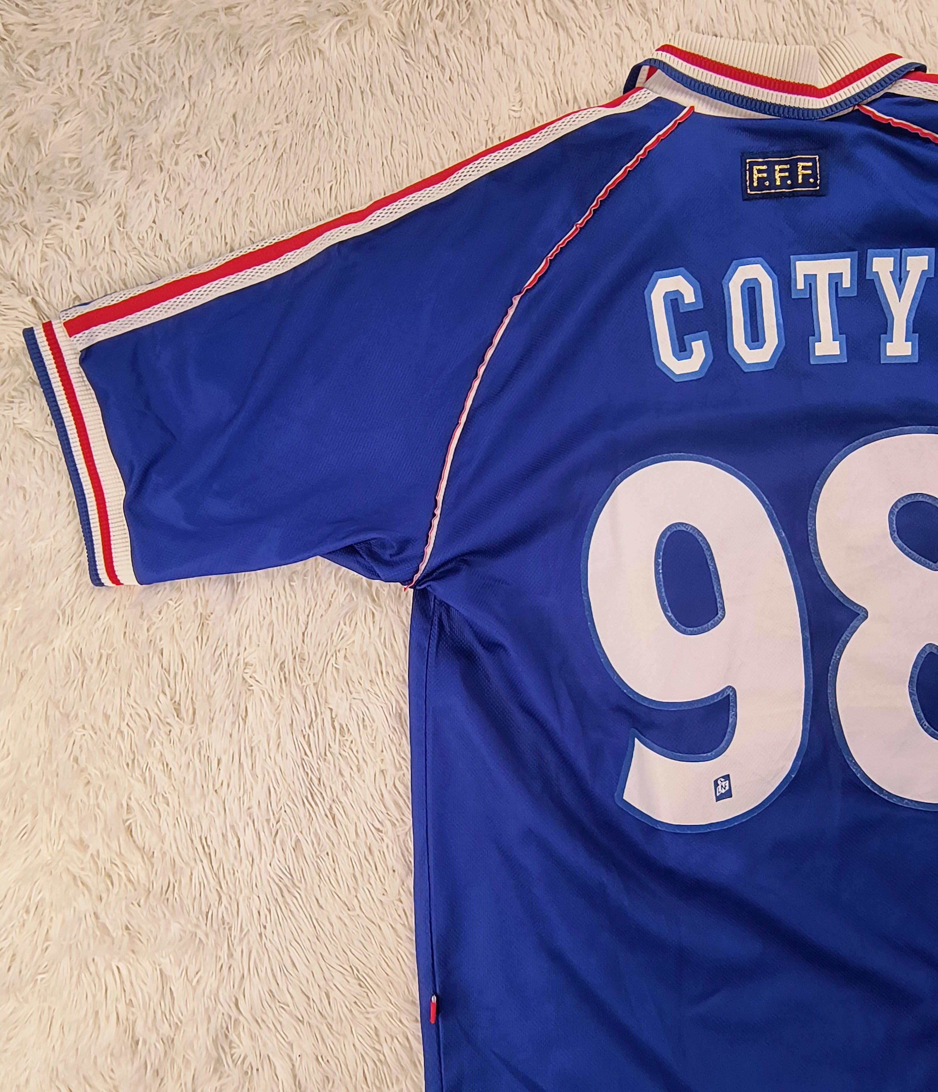 Adidas Vintage Adidas France champions of the year 1998 home jersey Size US L / EU 52-54 / 3 - 9 Thumbnail