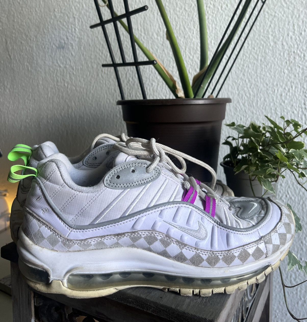 Nike Nike Air Max 98 Tokyo Neon Size US 9 / IT 39 - 1 Thumbnail