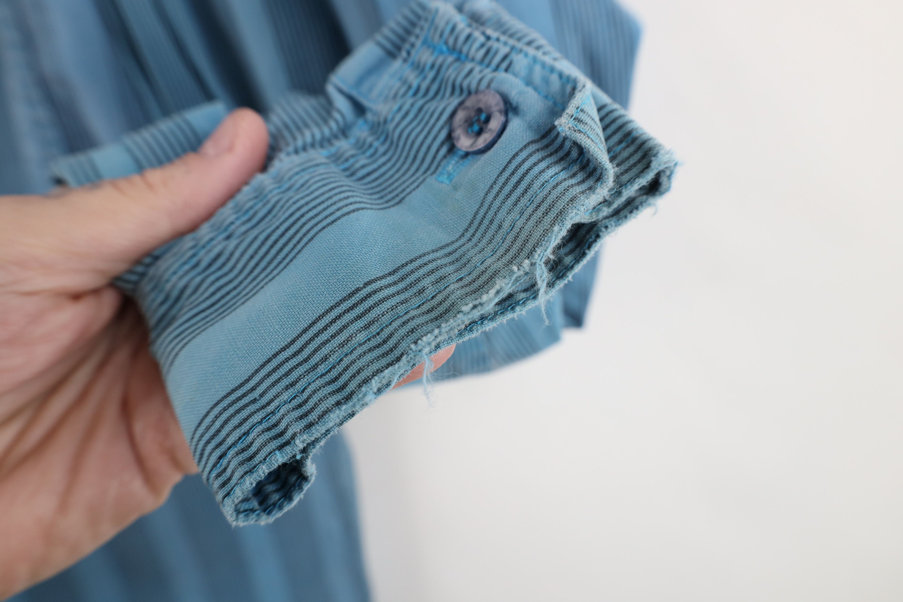 Vintage Vintage 90s Streetwear Baggy Striped Button Shirt Blue Size US M / EU 48-50 / 2 - 7 Thumbnail